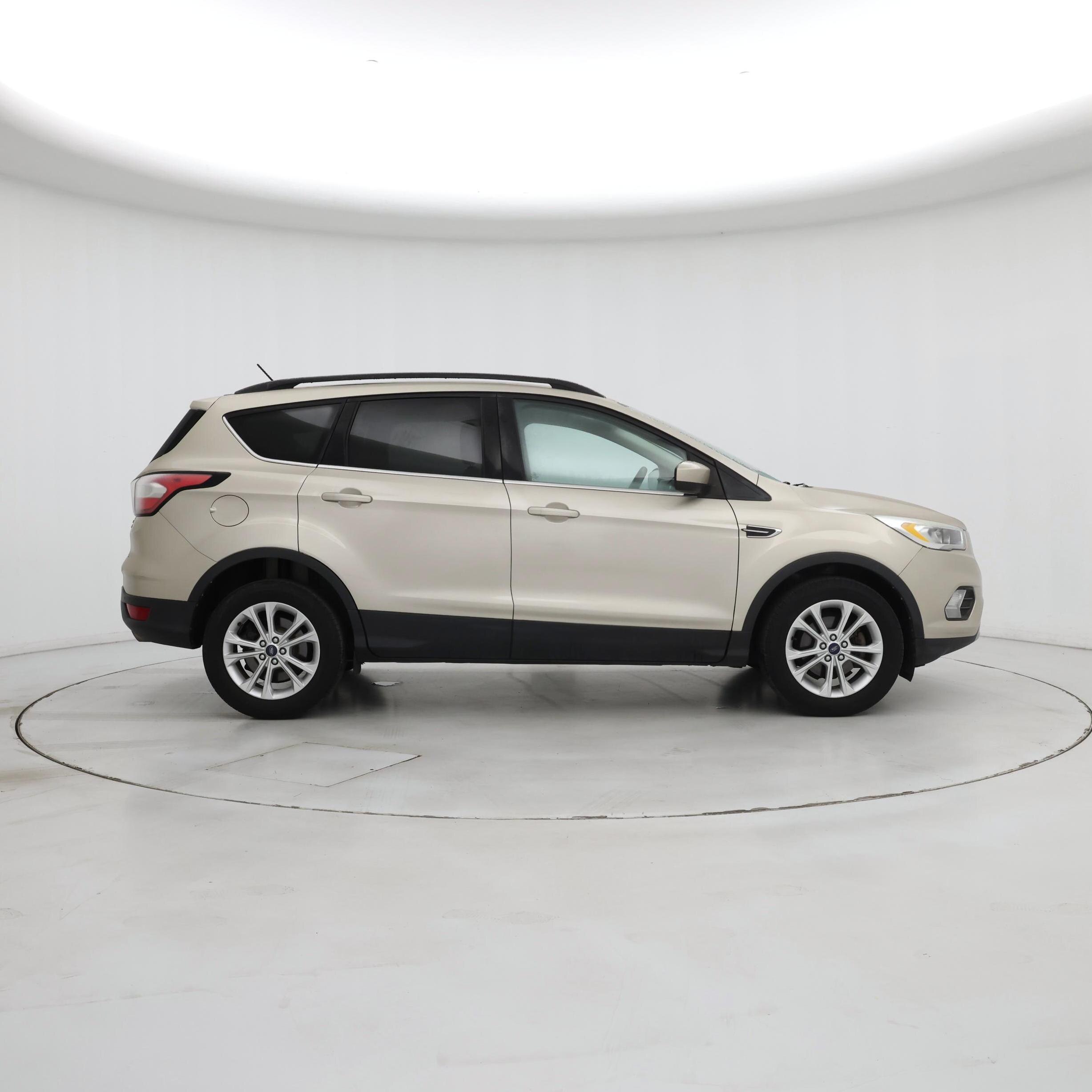 Thumbnail: 2017 Ford Escape - 7