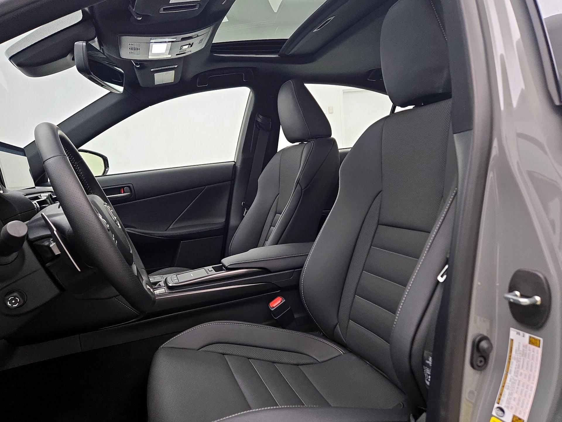 Thumbnail: 2025 Lexus IS - 11