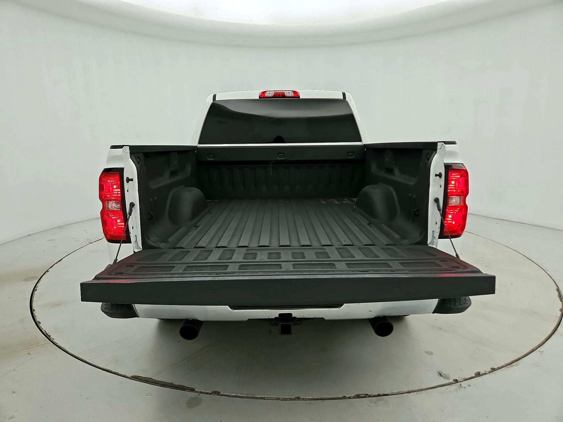 Thumbnail: 2018 Chevrolet Silverado 1500 - 20