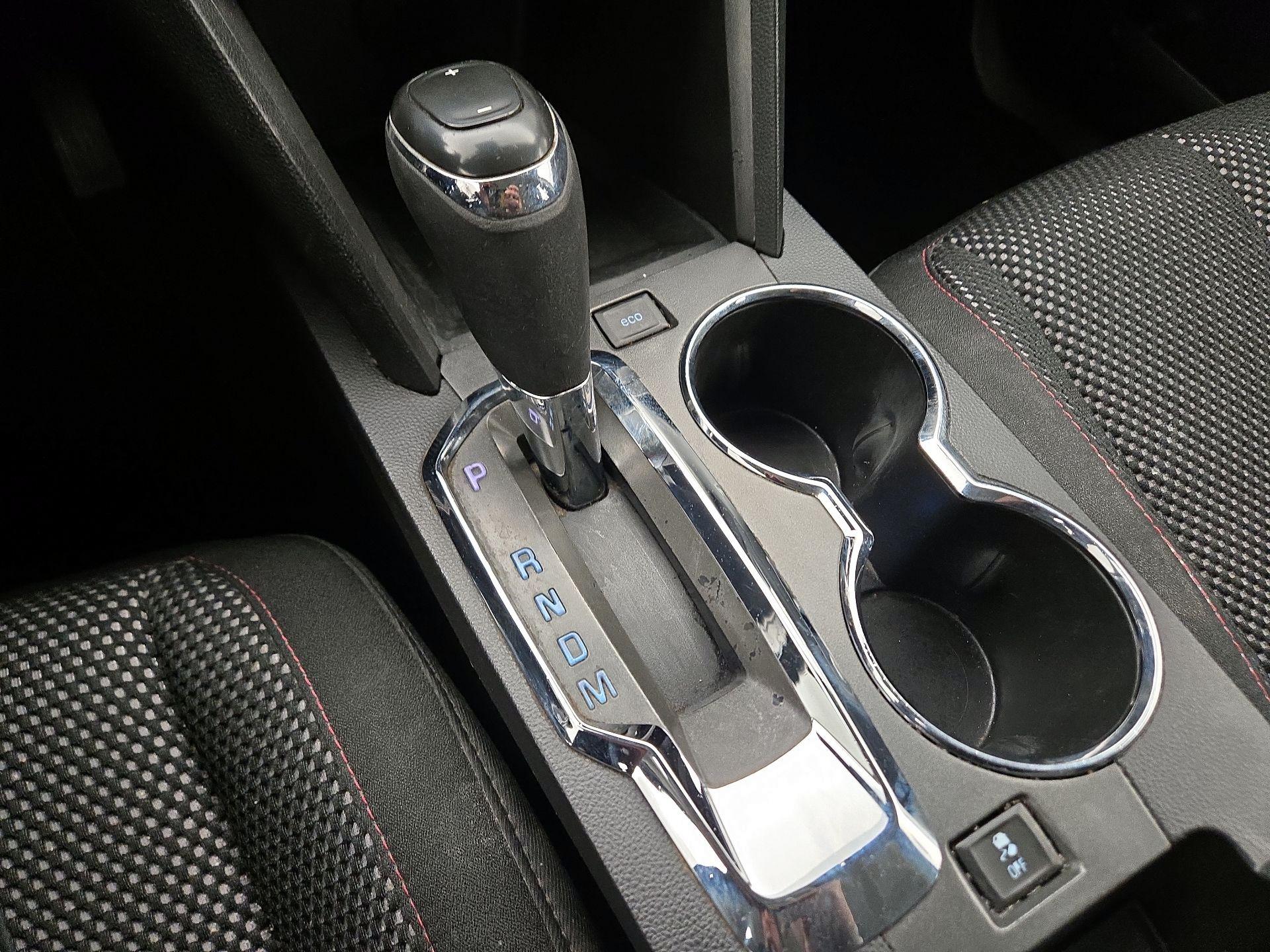 Thumbnail: 2016 Chevrolet Equinox - 16