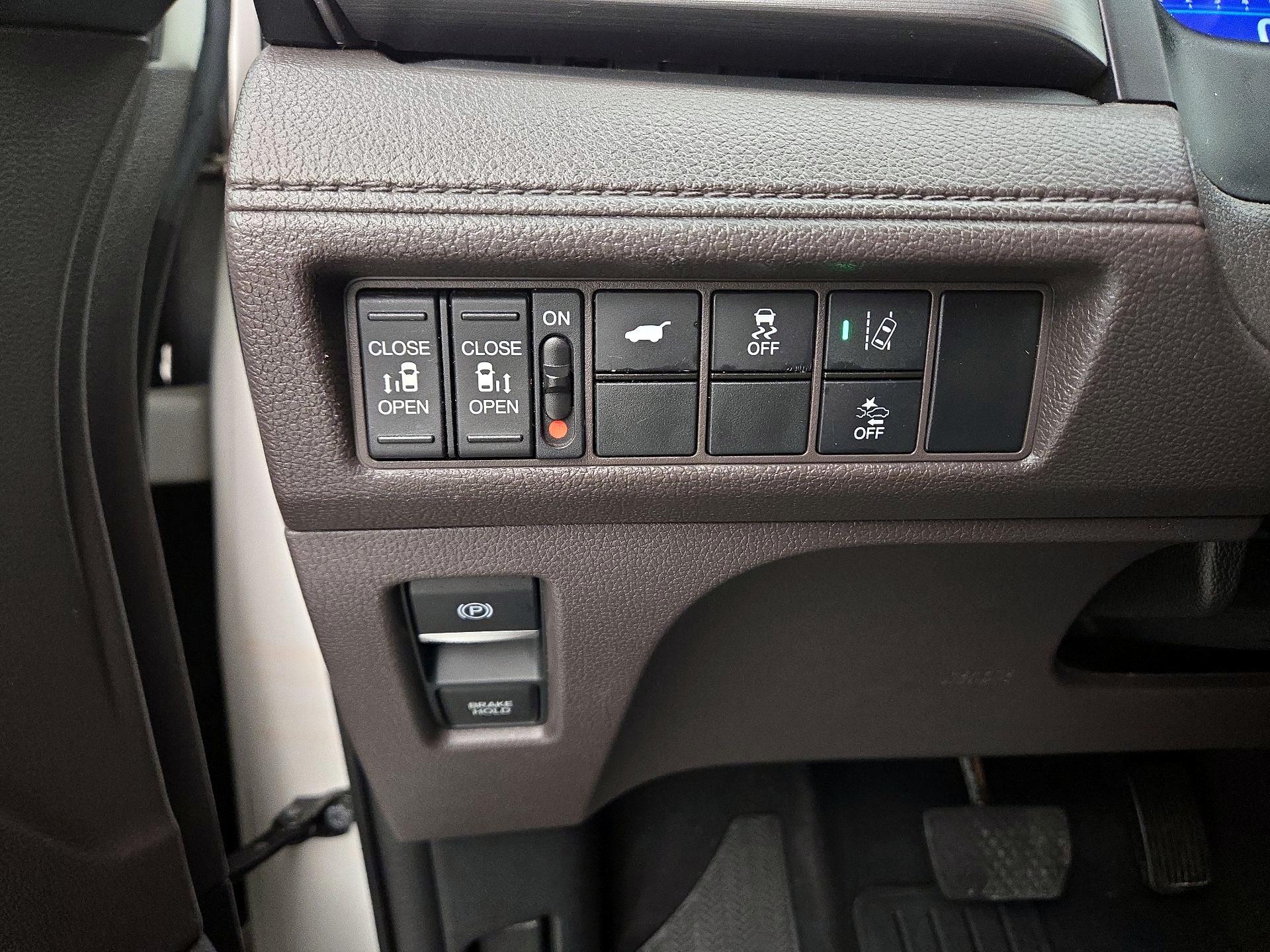 Thumbnail: 2019 Honda Odyssey - 13