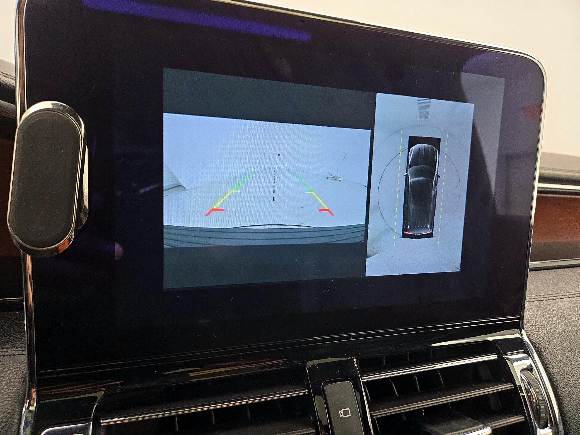 Thumbnail: 2020 Lincoln Navigator - 15