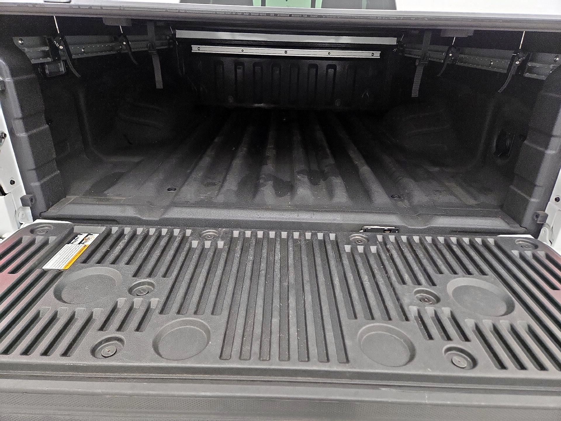 Thumbnail: 2024 Nissan Frontier - 20