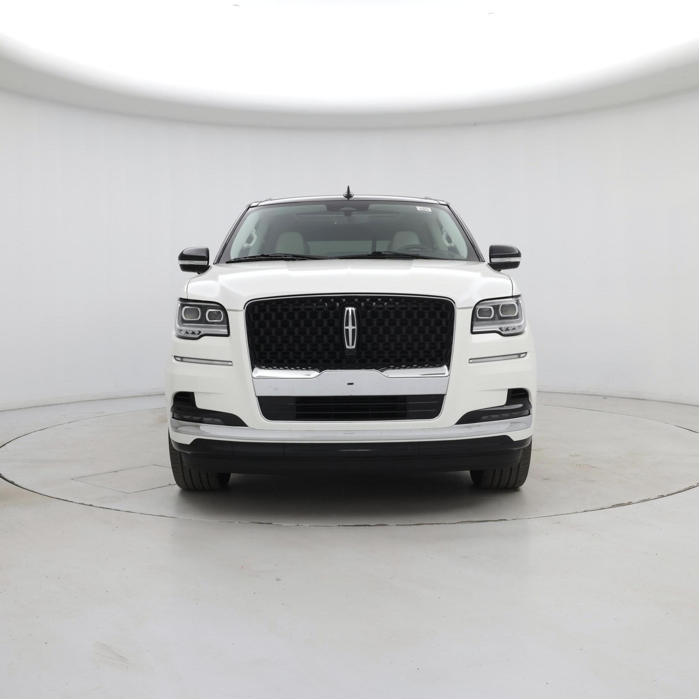 Thumbnail: 2023 Lincoln Navigator - 5