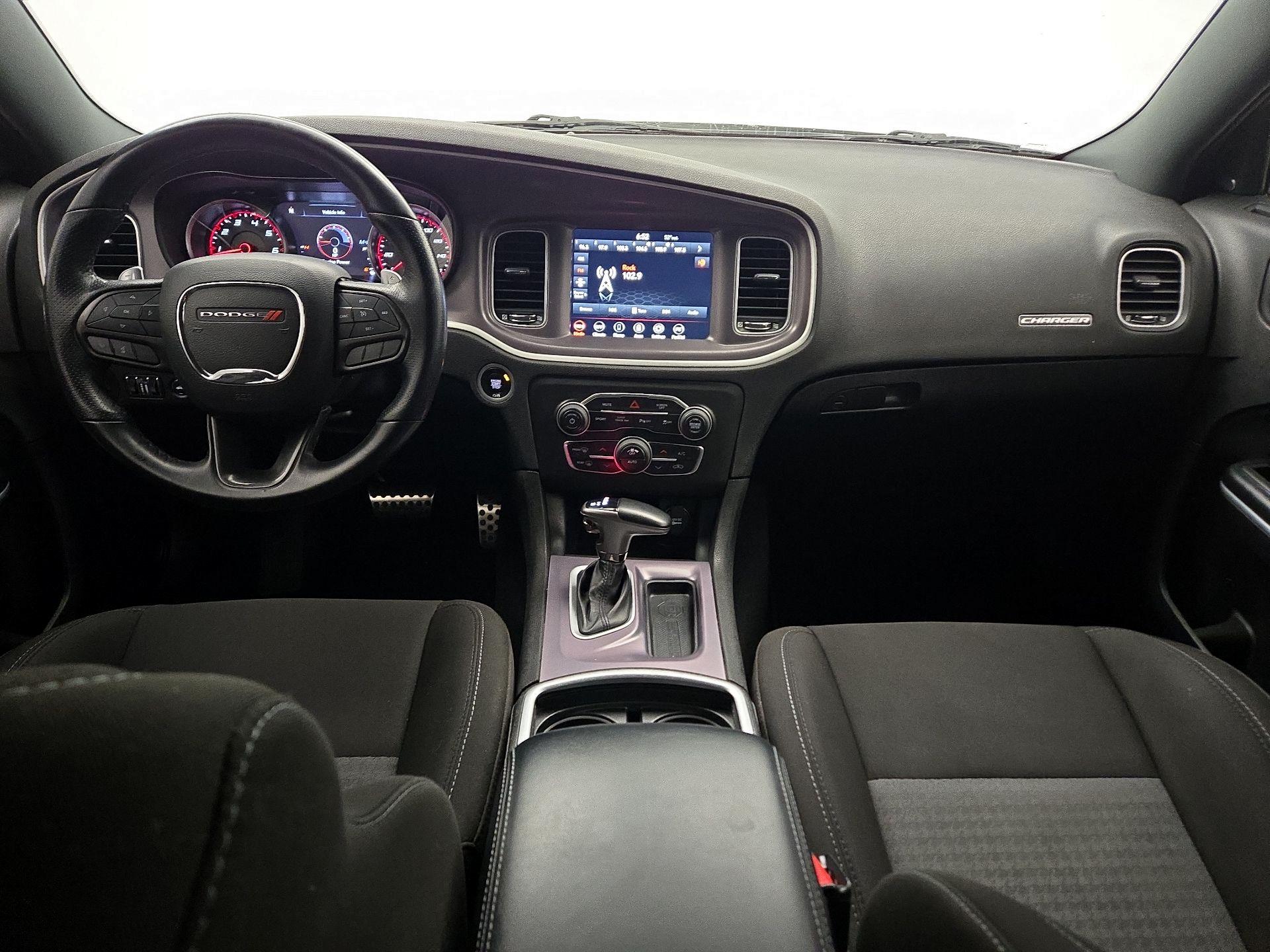 Thumbnail: 2022 Dodge Charger - 9