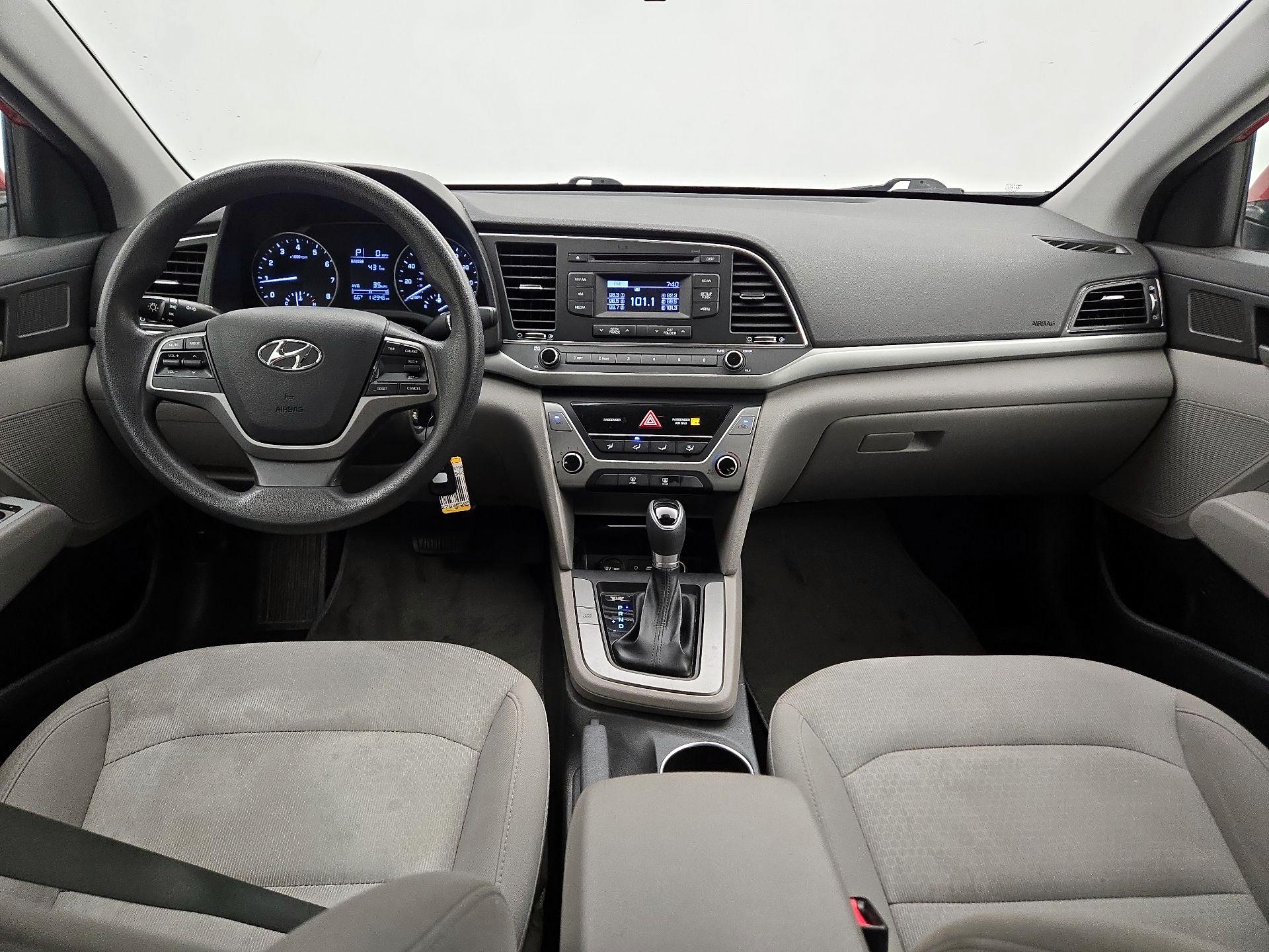 Thumbnail: 2017 Hyundai Elantra - 9