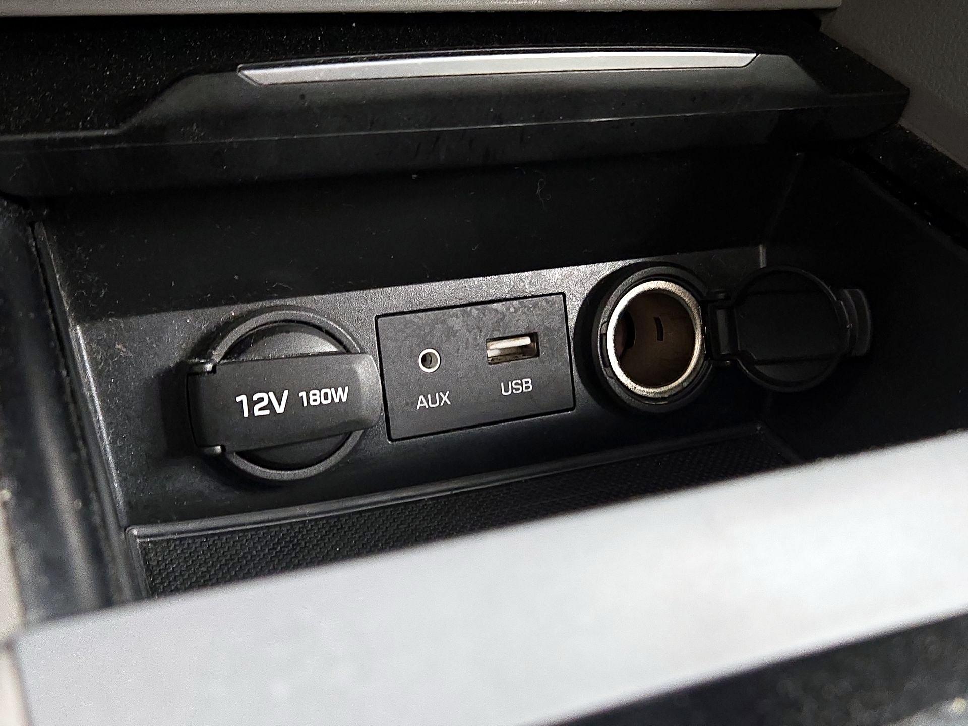 Thumbnail: 2017 Hyundai Elantra - 17