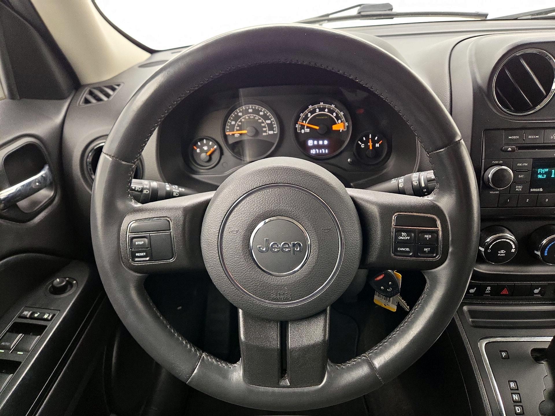 Thumbnail: 2014 Jeep Patriot - 10