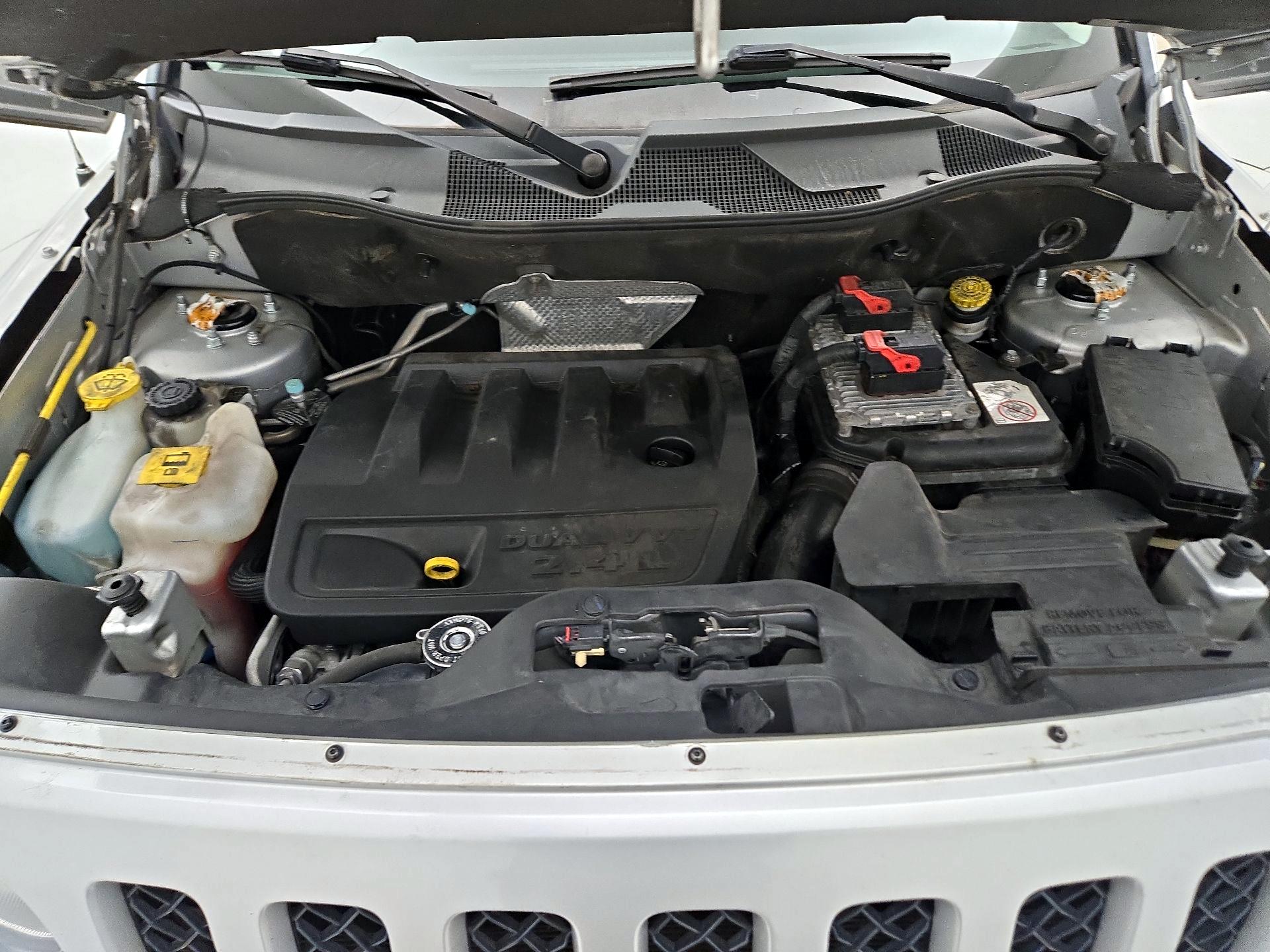 Thumbnail: 2014 Jeep Patriot - 18