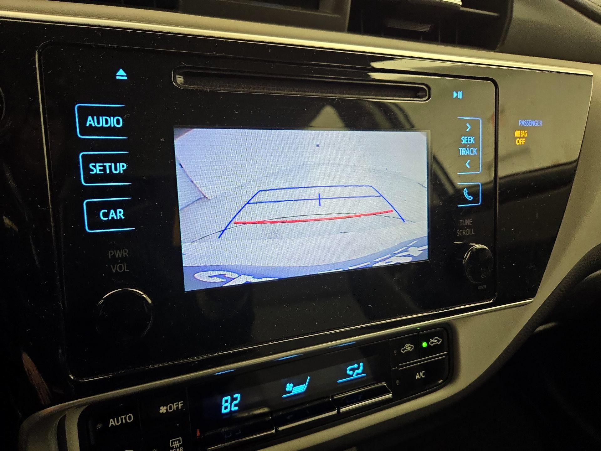 Thumbnail: 2018 Toyota Corolla - 14