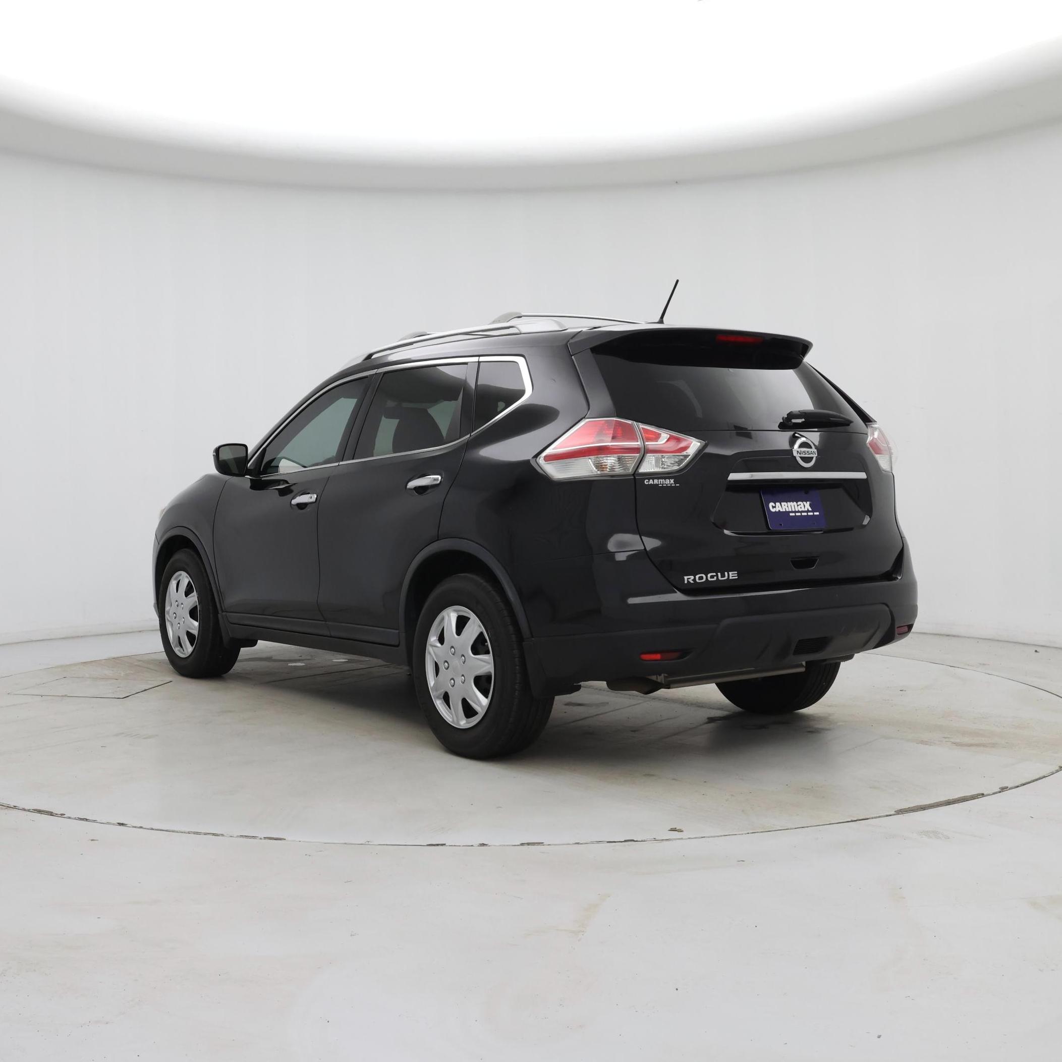 Thumbnail: 2016 Nissan Rogue - 2