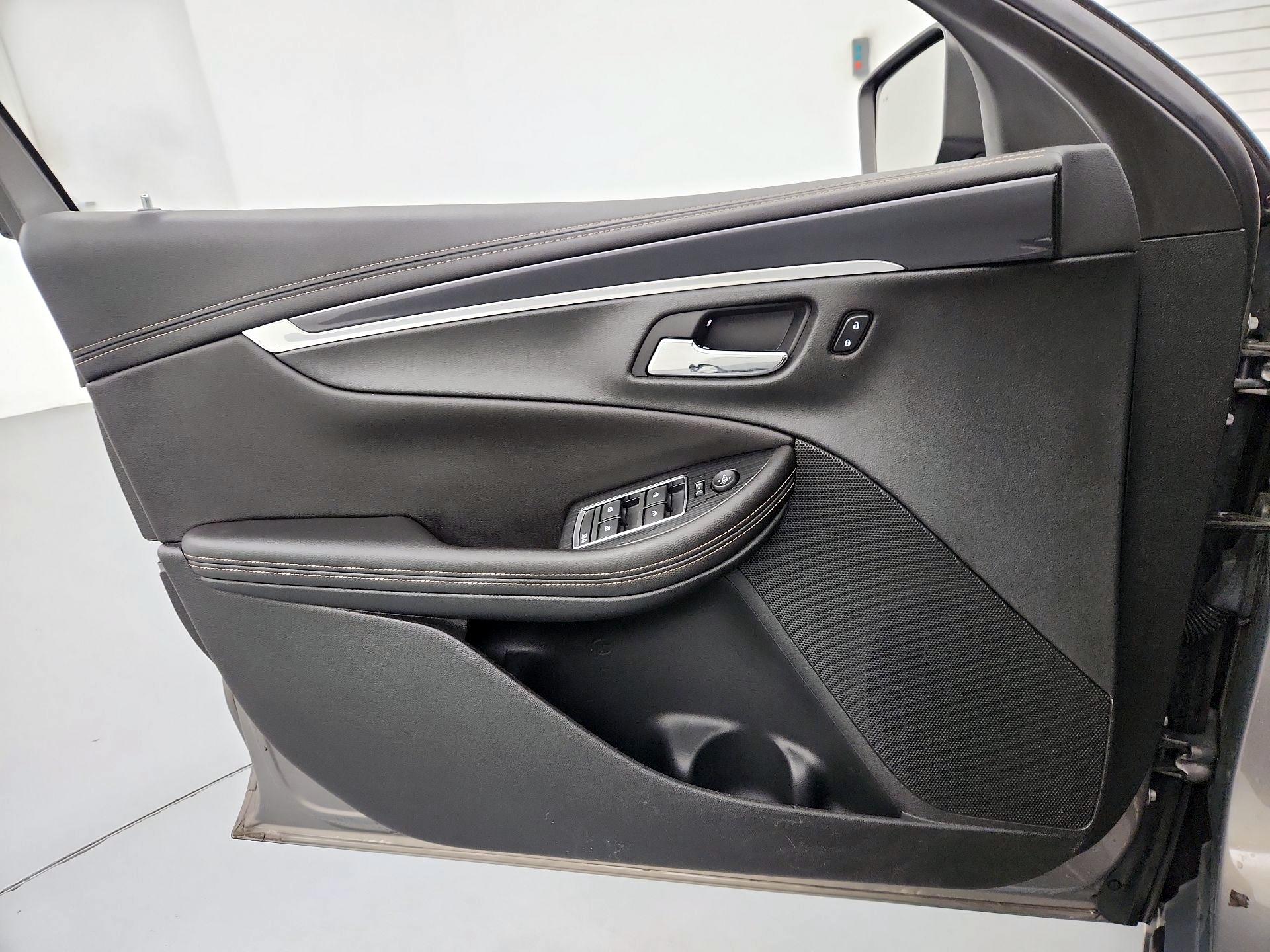 Thumbnail: 2018 Chevrolet Impala - 12