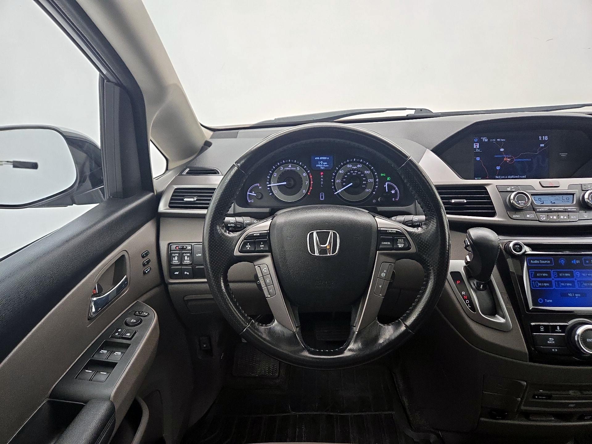 Thumbnail: 2016 Honda Odyssey - 10