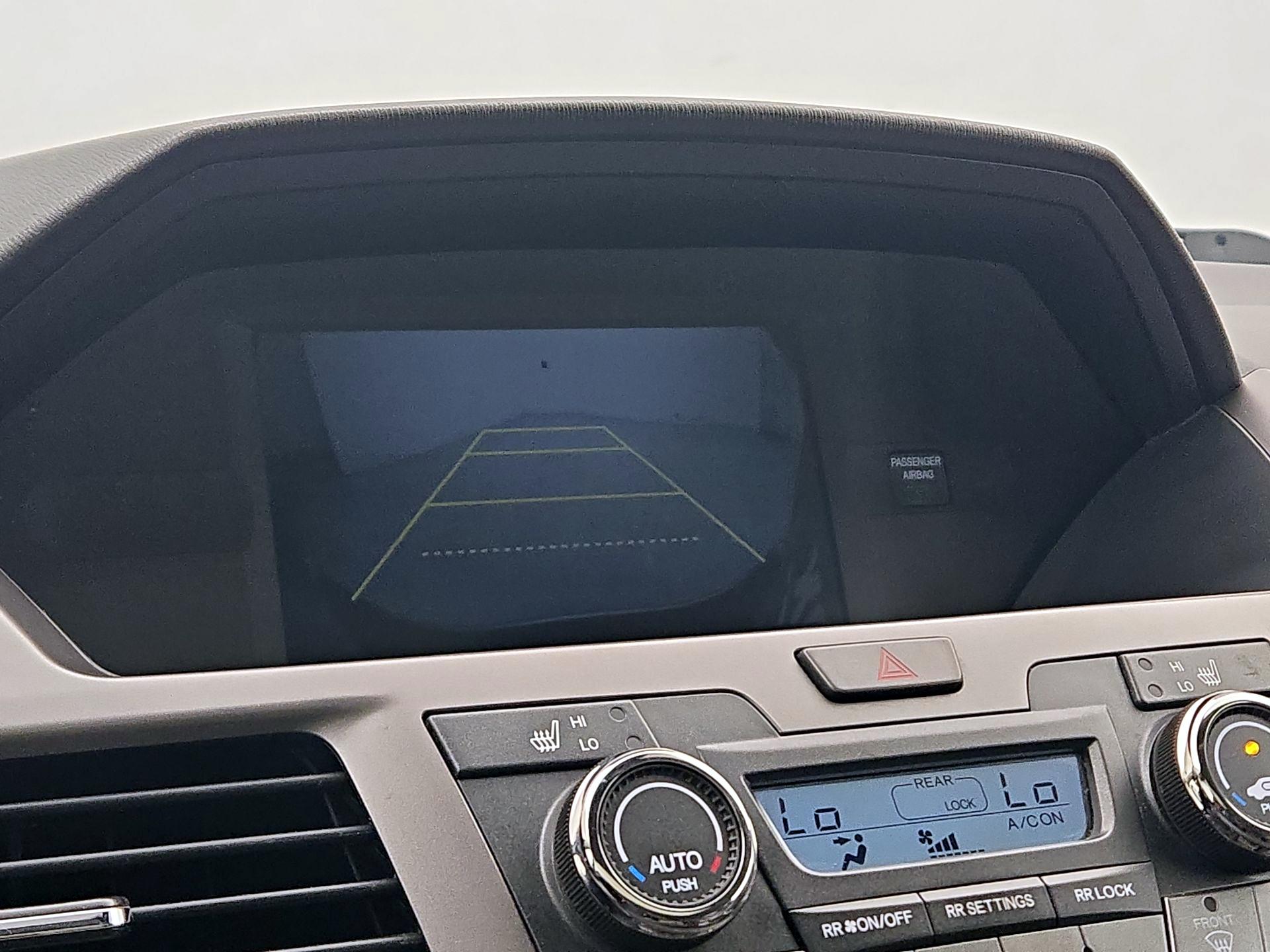 Thumbnail: 2016 Honda Odyssey - 14