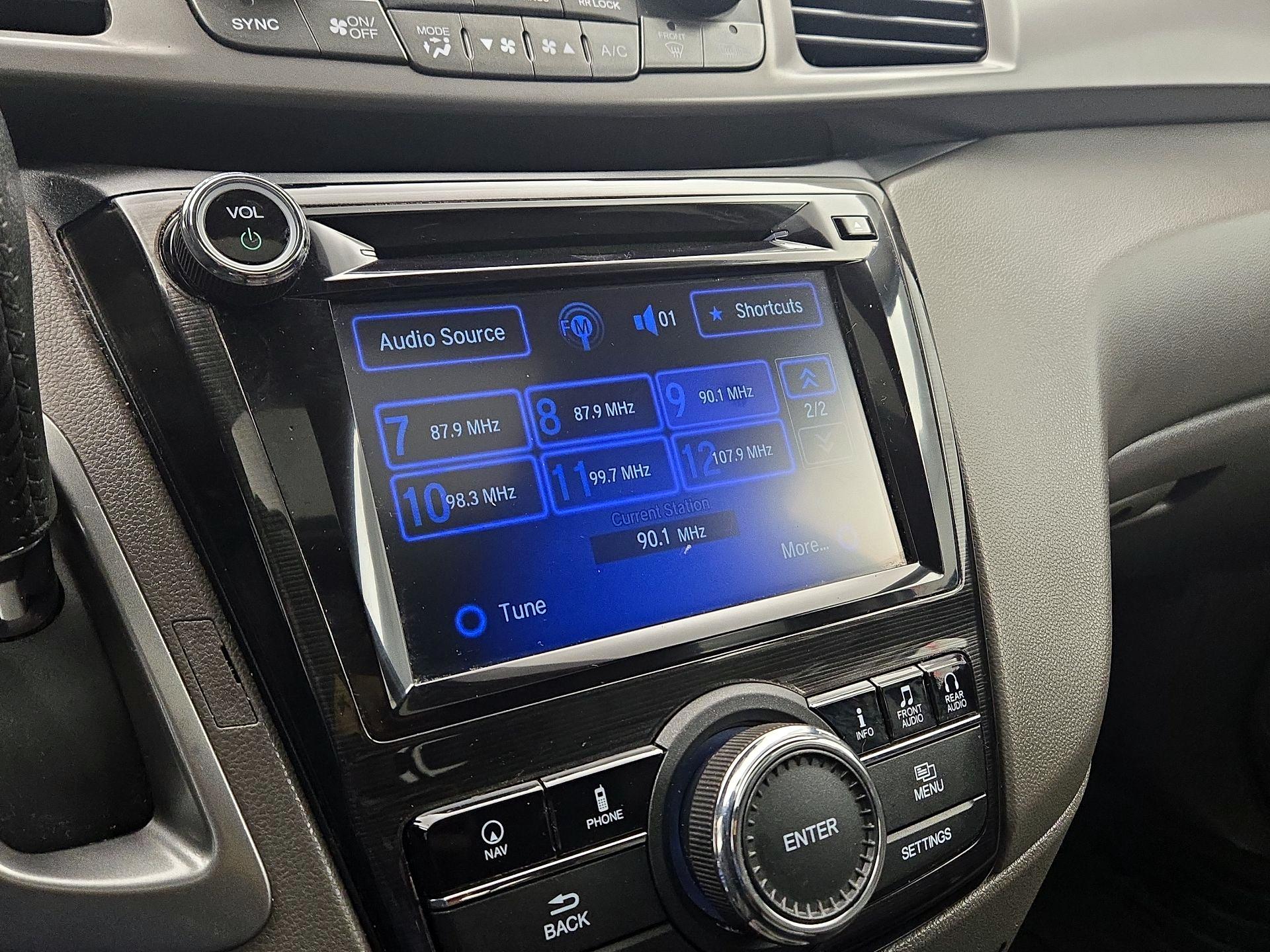 Thumbnail: 2016 Honda Odyssey - 15