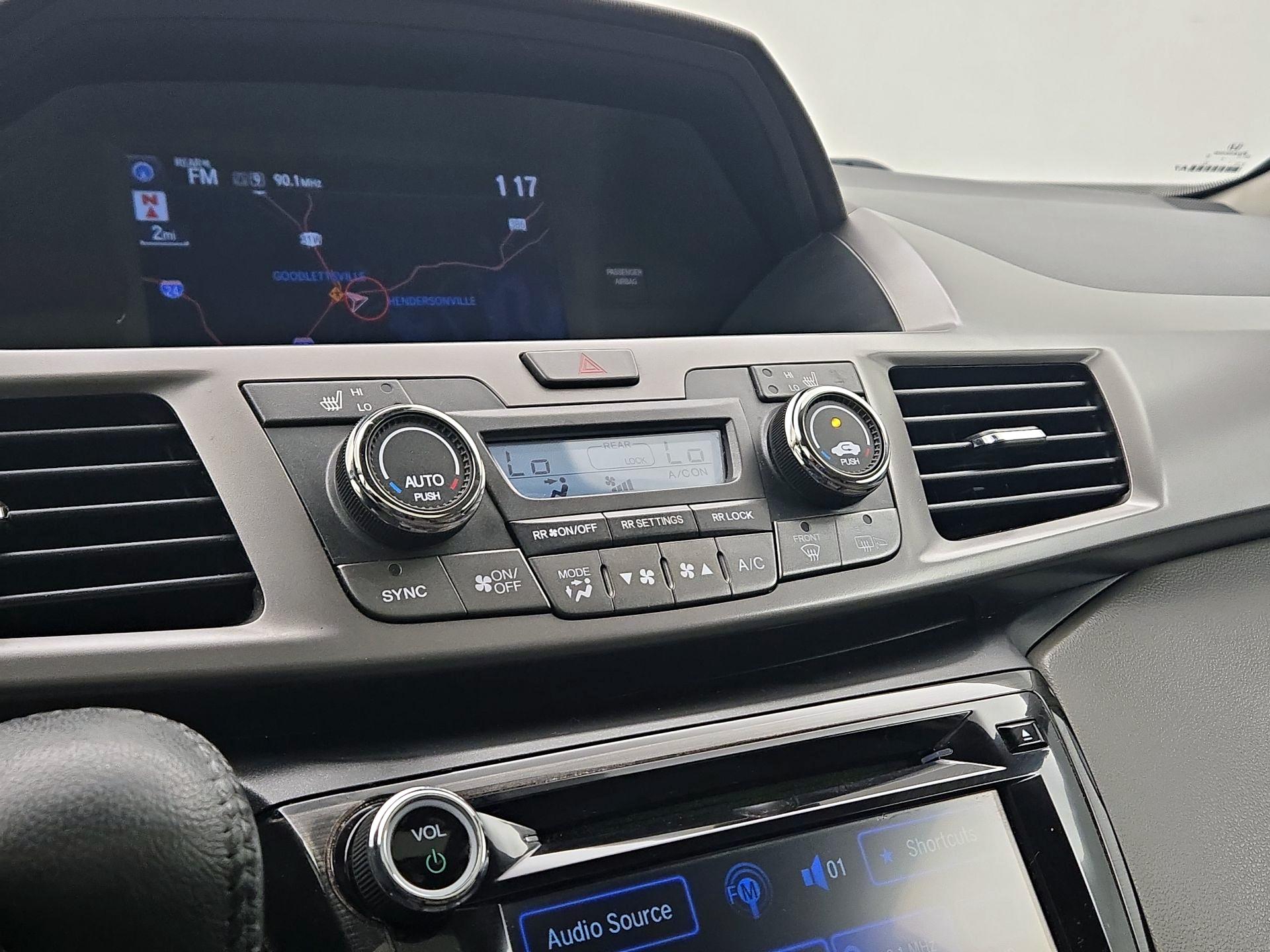 Thumbnail: 2016 Honda Odyssey - 16