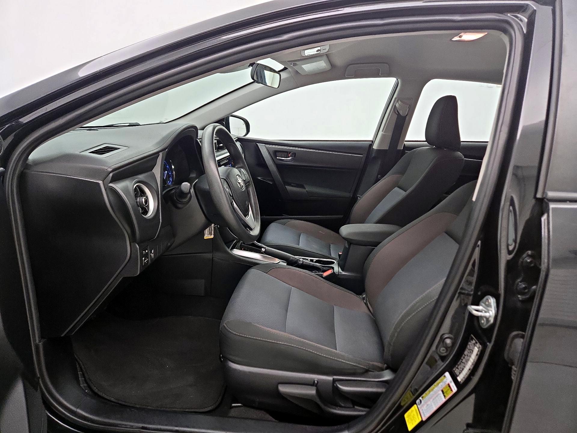 Thumbnail: 2018 Toyota Corolla - 11