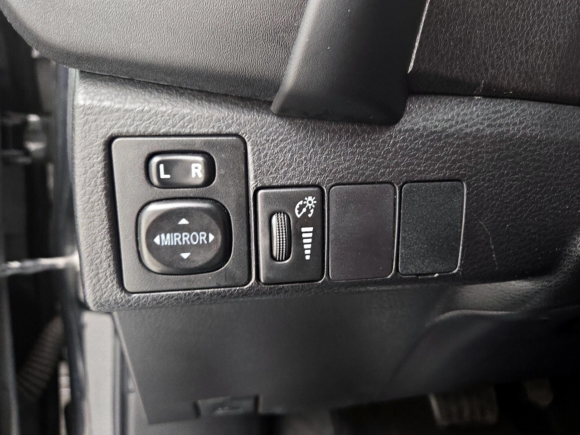 Thumbnail: 2018 Toyota Corolla - 13