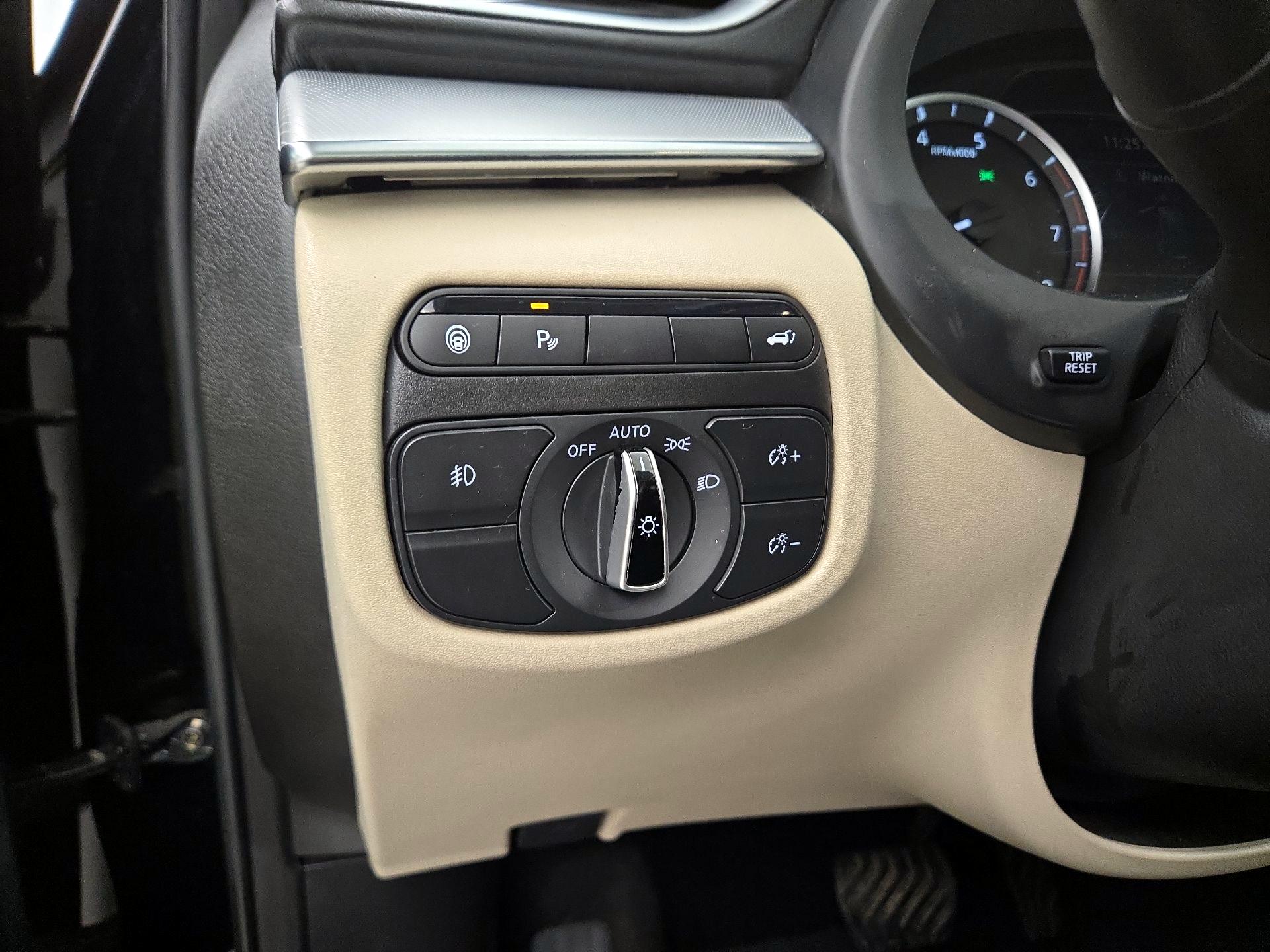 Thumbnail: 2019 INFINITI QX50 - 13