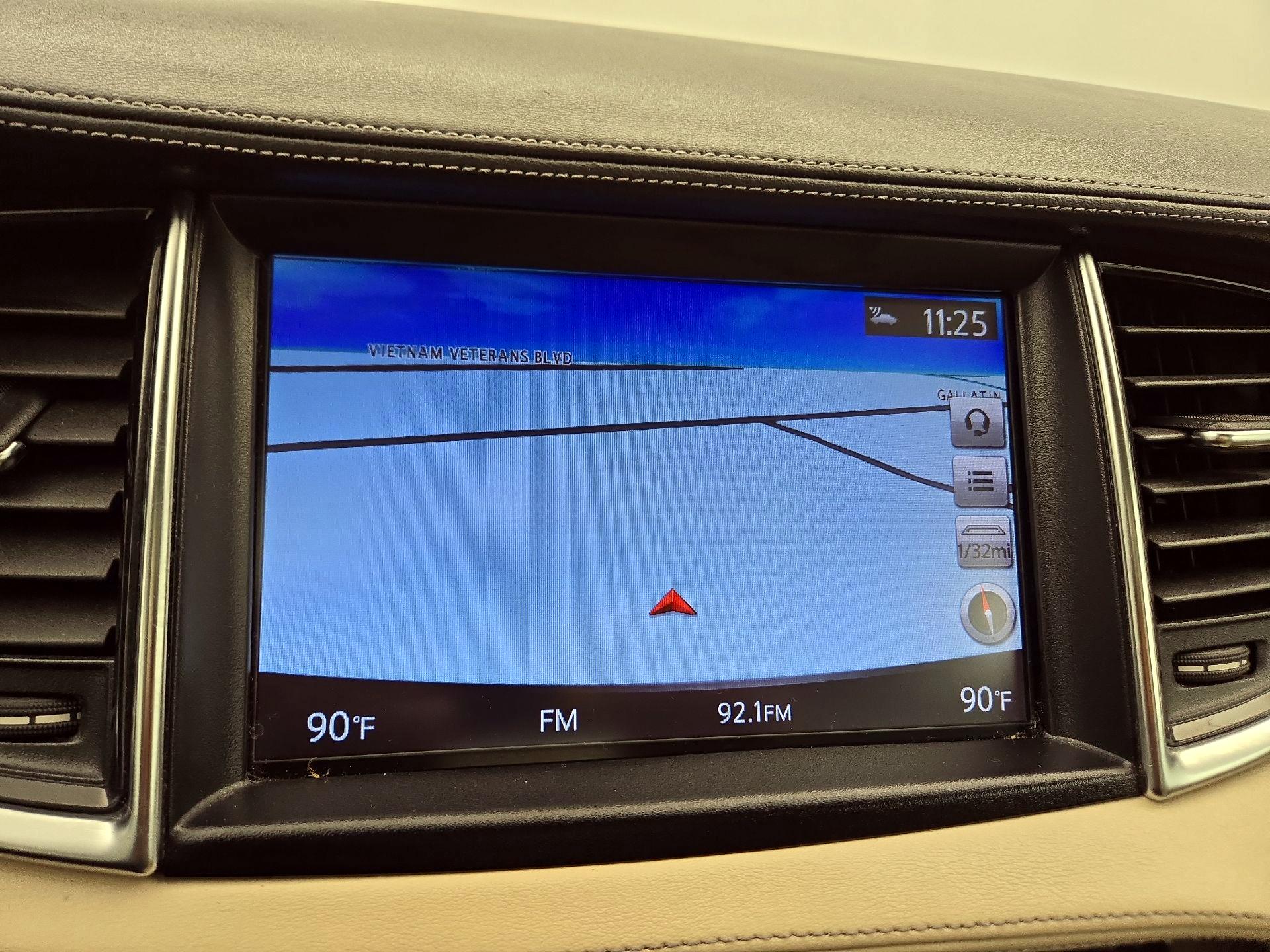 Thumbnail: 2019 INFINITI QX50 - 14