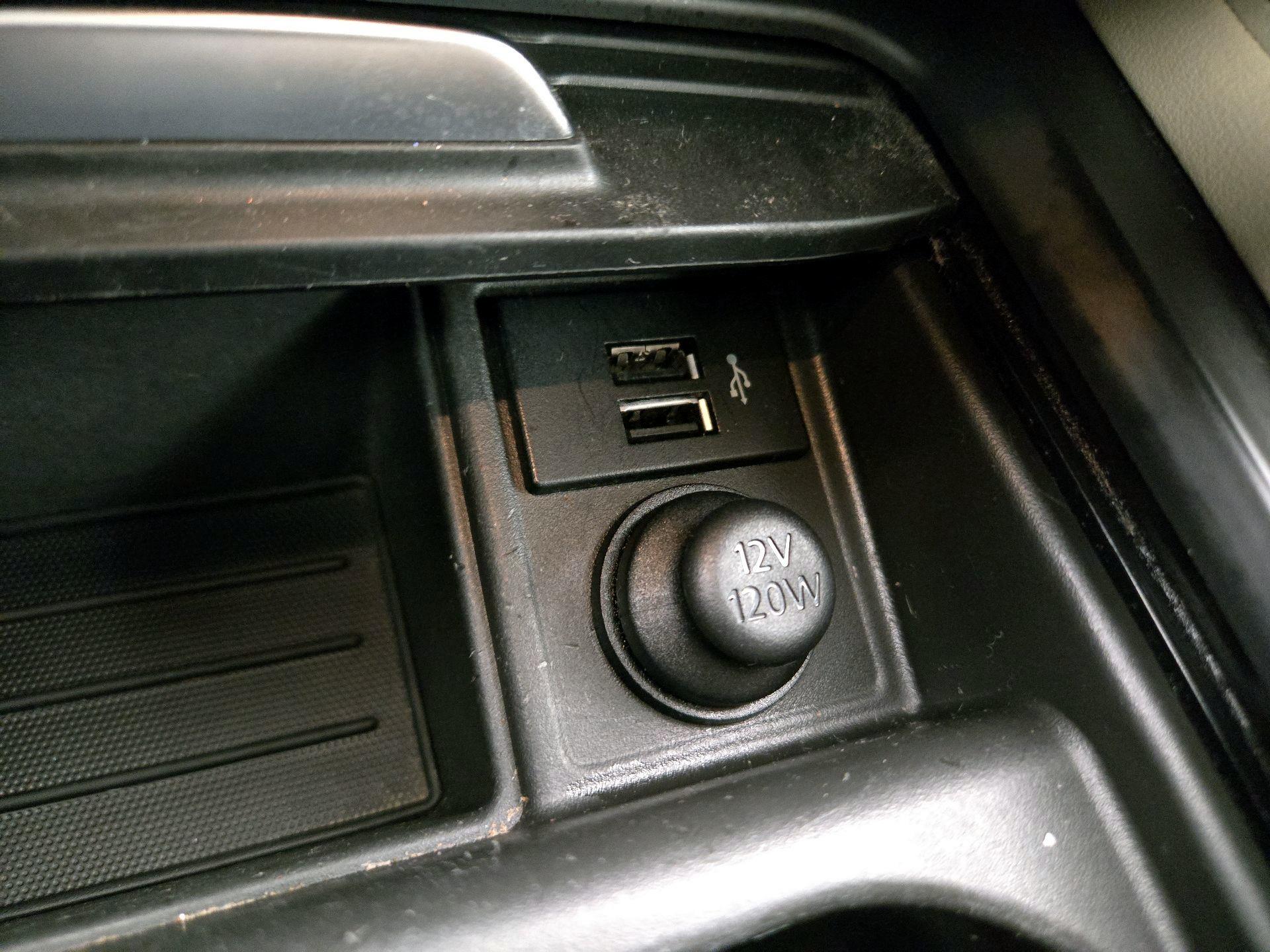 Thumbnail: 2019 INFINITI QX50 - 19