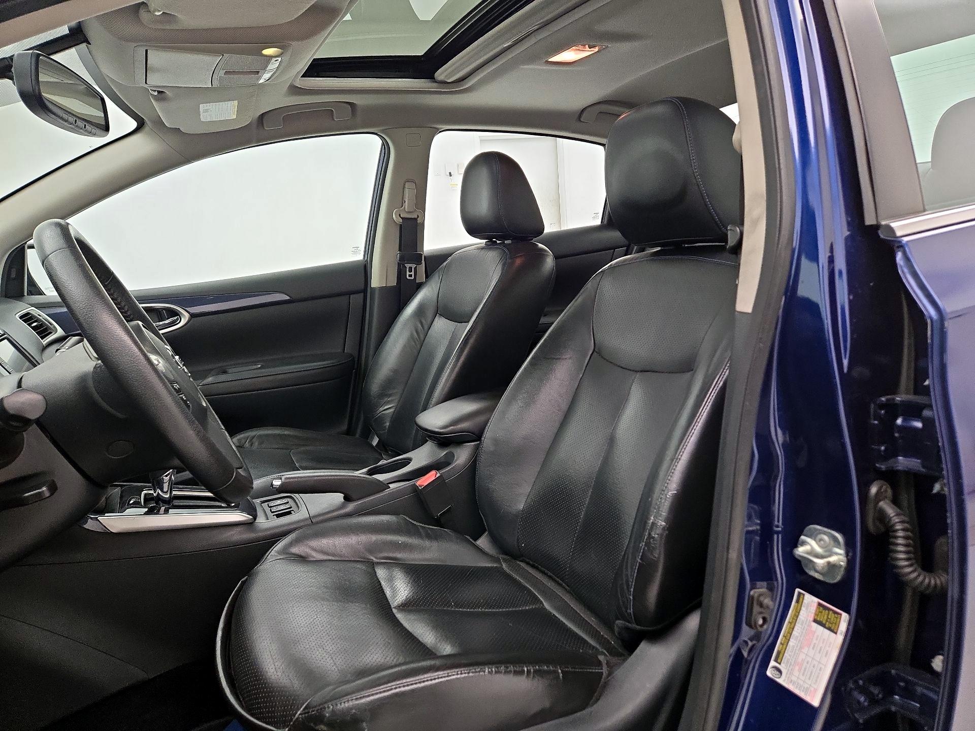 Thumbnail: 2019 Nissan Sentra - 11