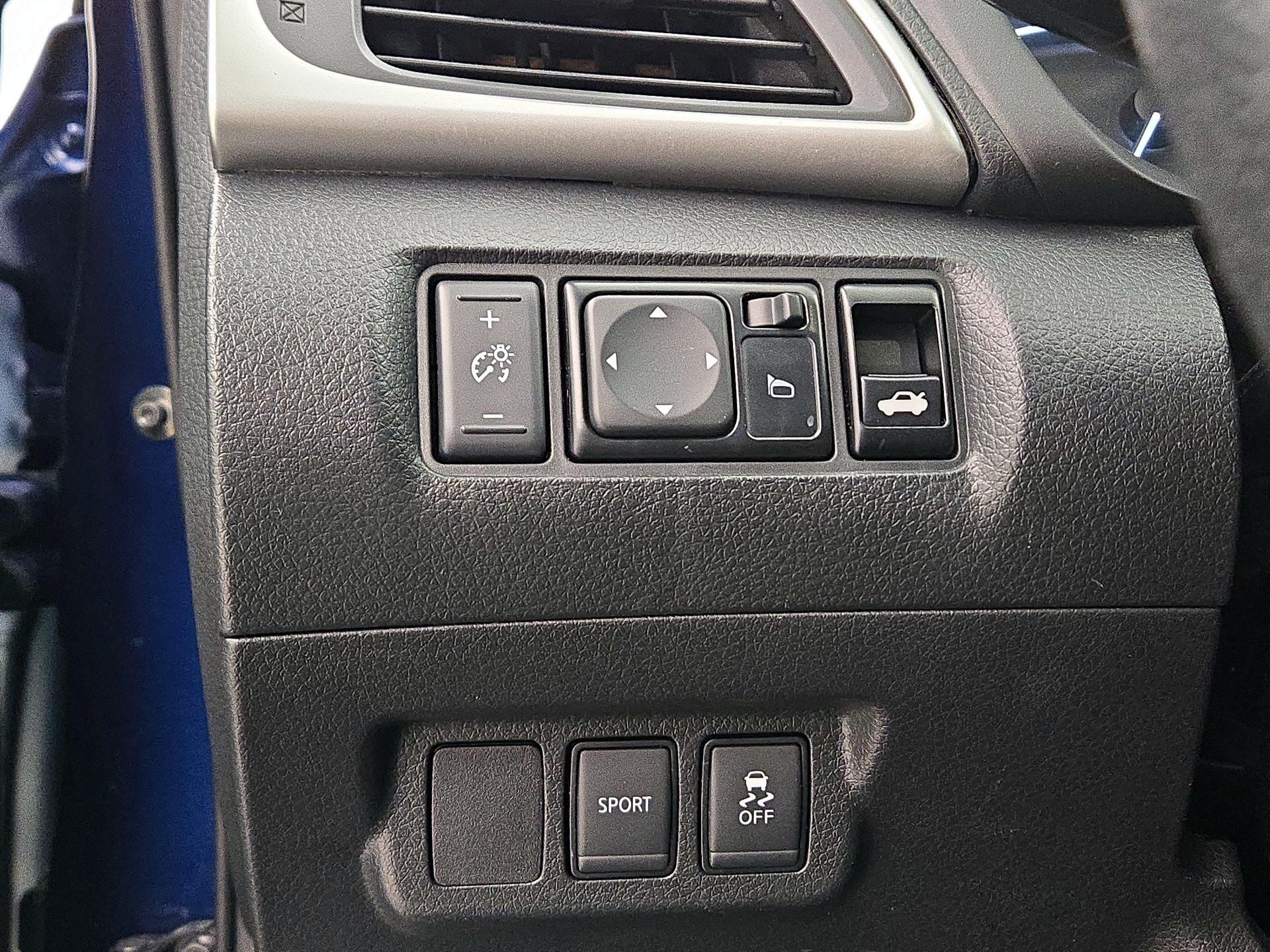 Thumbnail: 2019 Nissan Sentra - 13