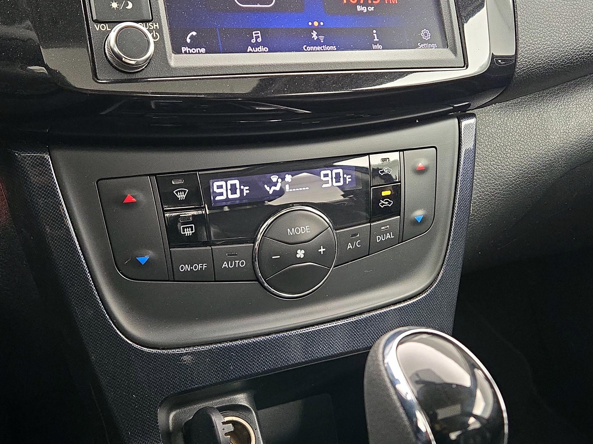 Thumbnail: 2019 Nissan Sentra - 16