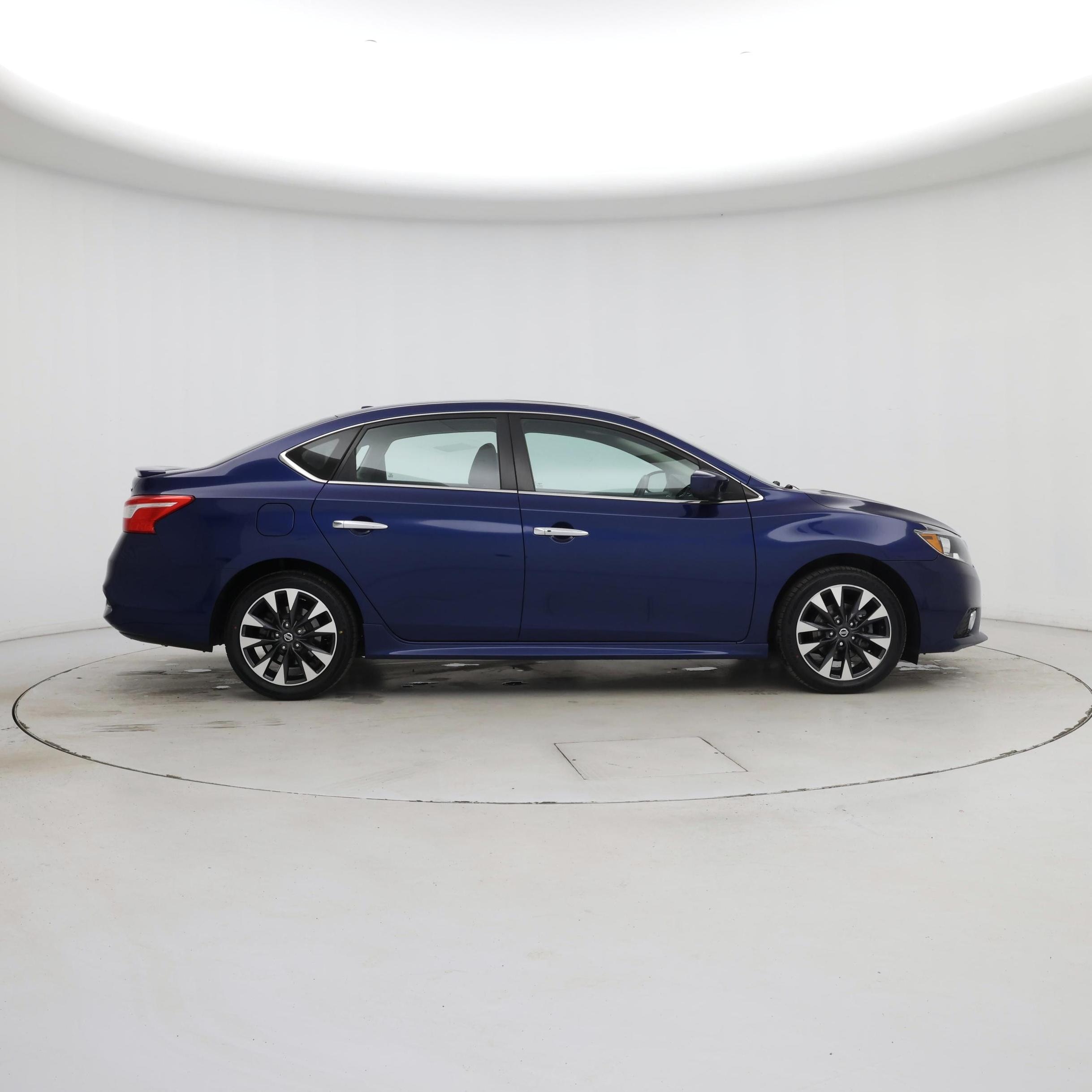 Thumbnail: 2019 Nissan Sentra - 7