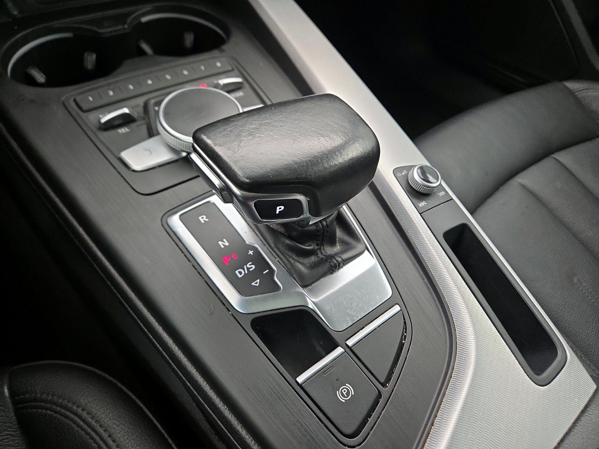 Thumbnail: 2017 Audi A4 - 18