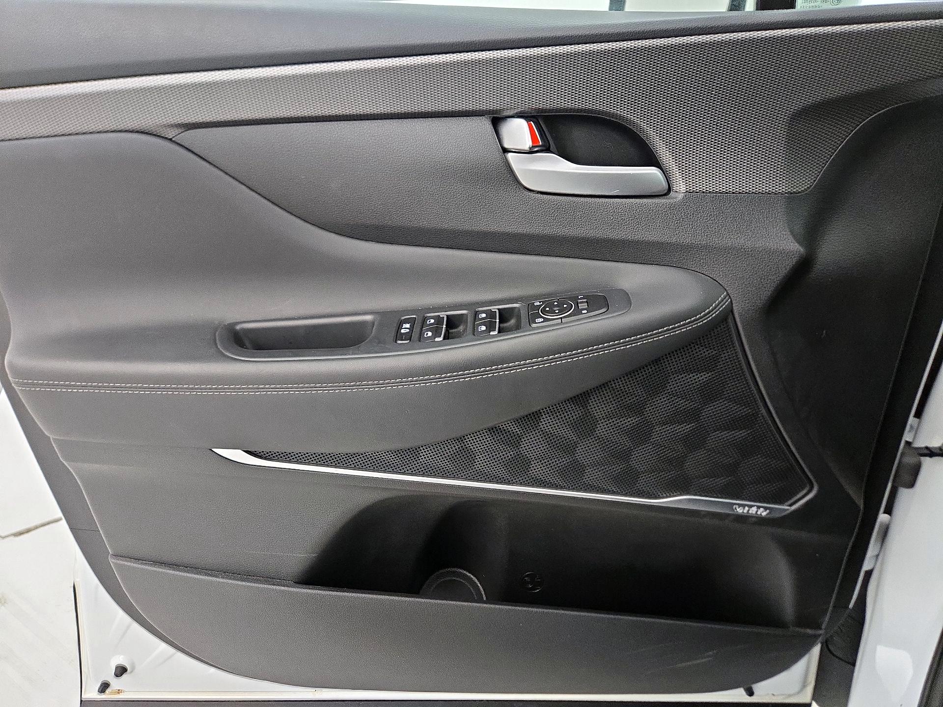 Thumbnail: 2020 Hyundai Santa Fe - 12