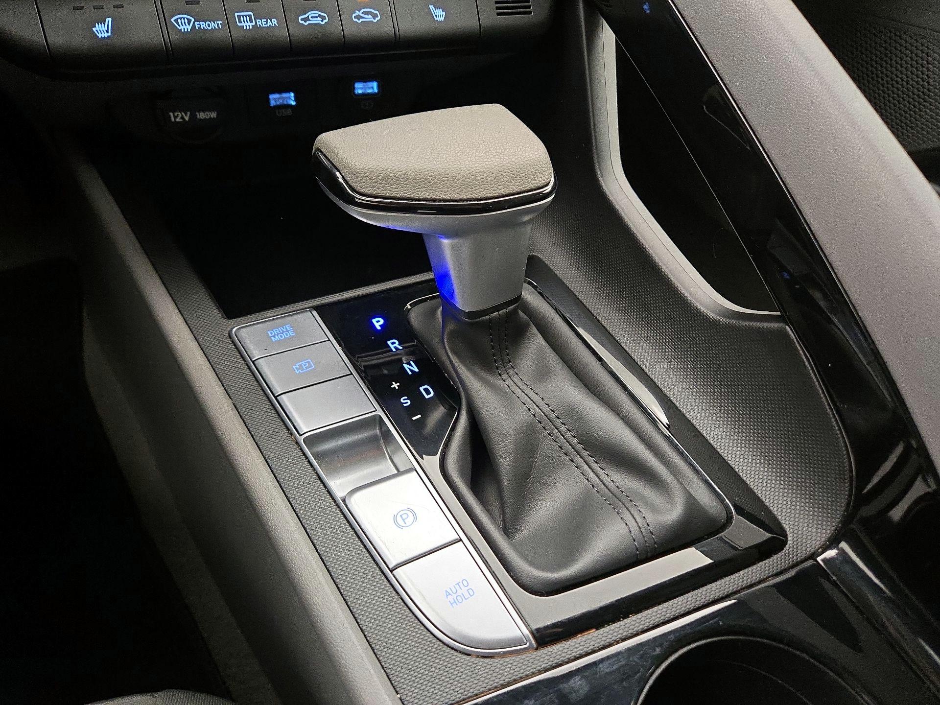 Thumbnail: 2023 Hyundai Elantra - 17