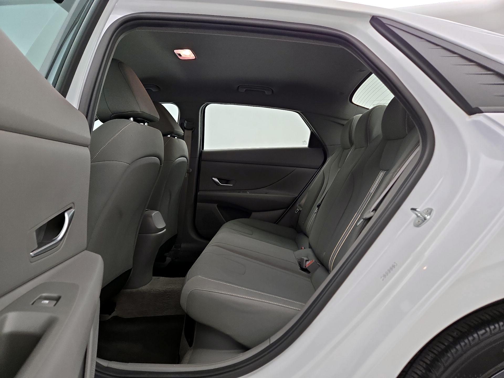 Thumbnail: 2023 Hyundai Elantra - 19