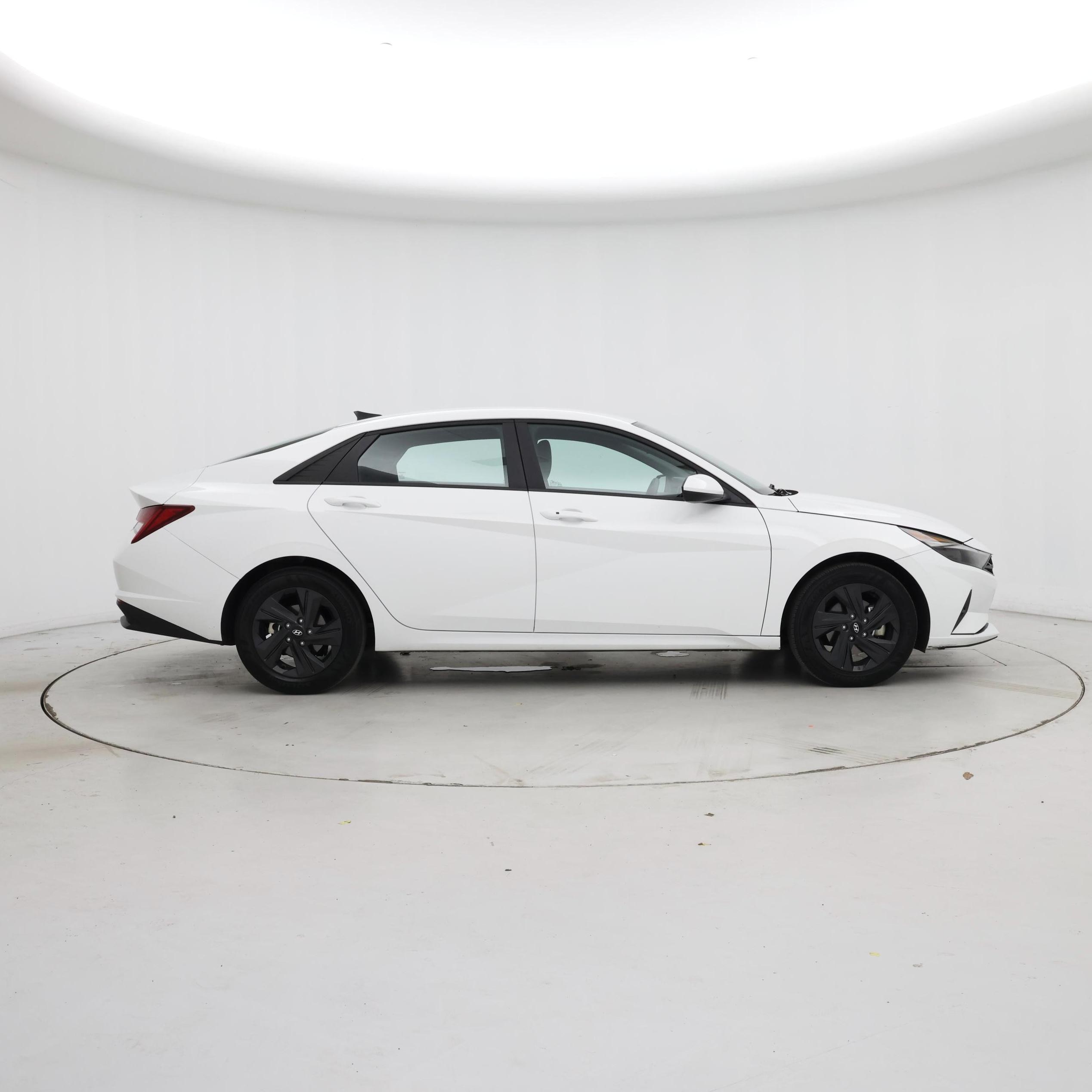 Thumbnail: 2023 Hyundai Elantra - 7