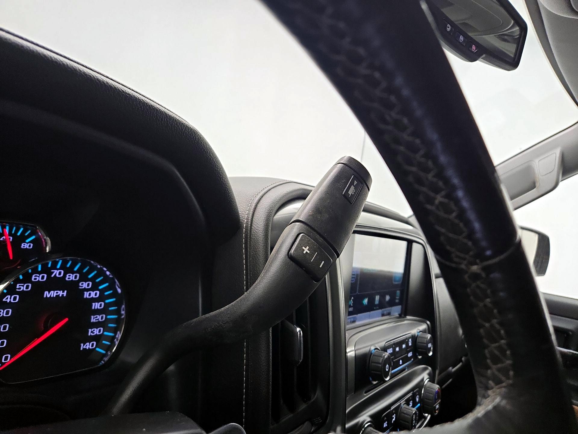 Thumbnail: 2015 Chevrolet Silverado 1500 - 17