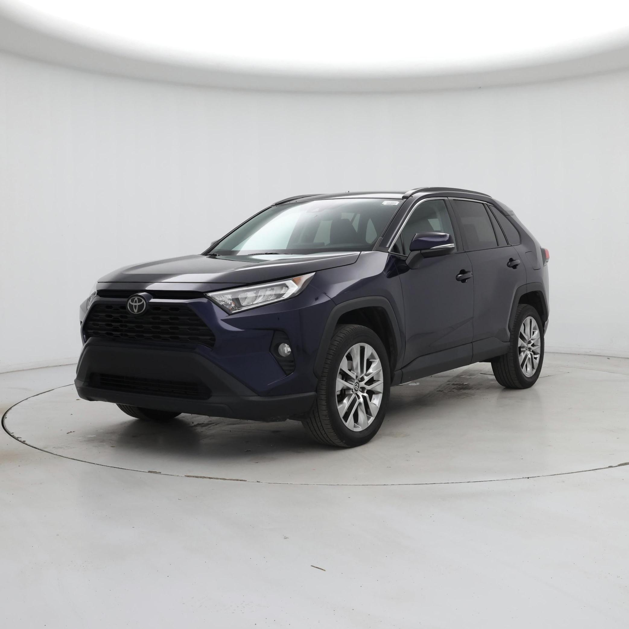 Thumbnail: 2021 Toyota RAV4 - 4