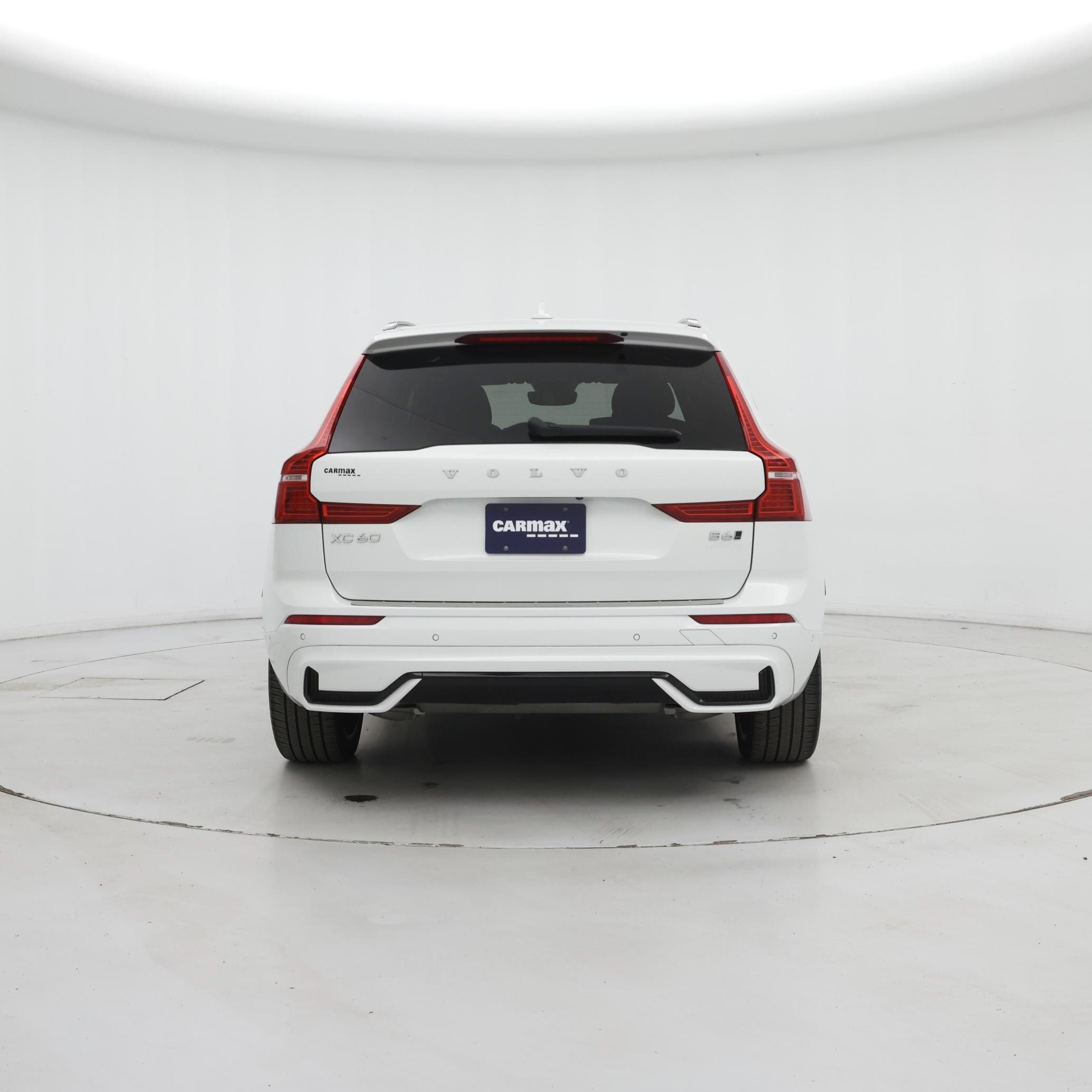 Thumbnail: 2022 Volvo XC60 - 6