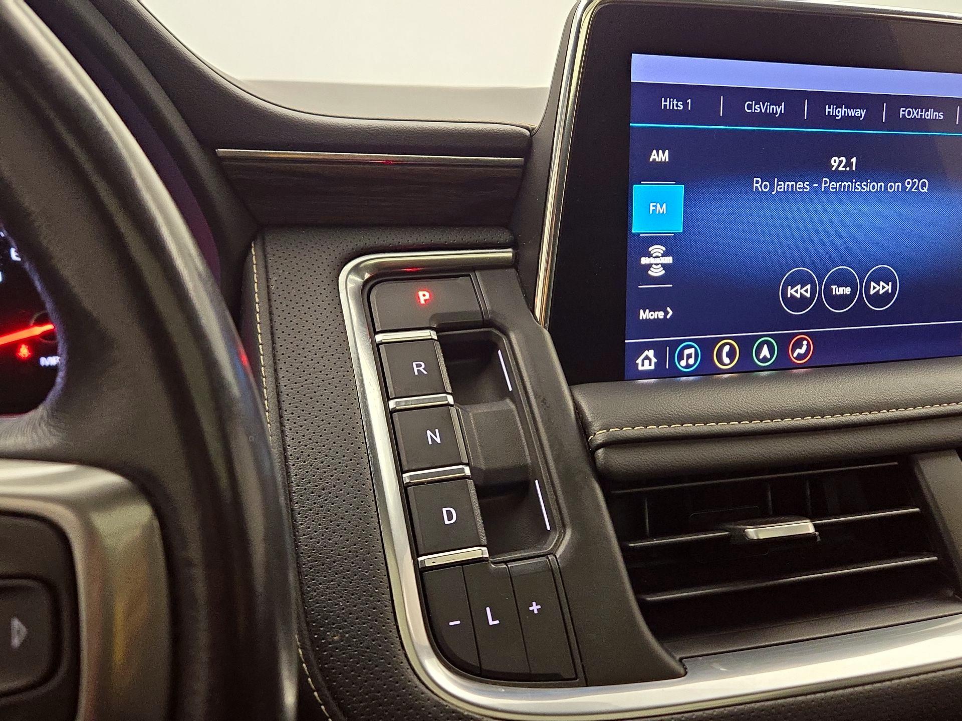 Thumbnail: 2021 Chevrolet Suburban - 17