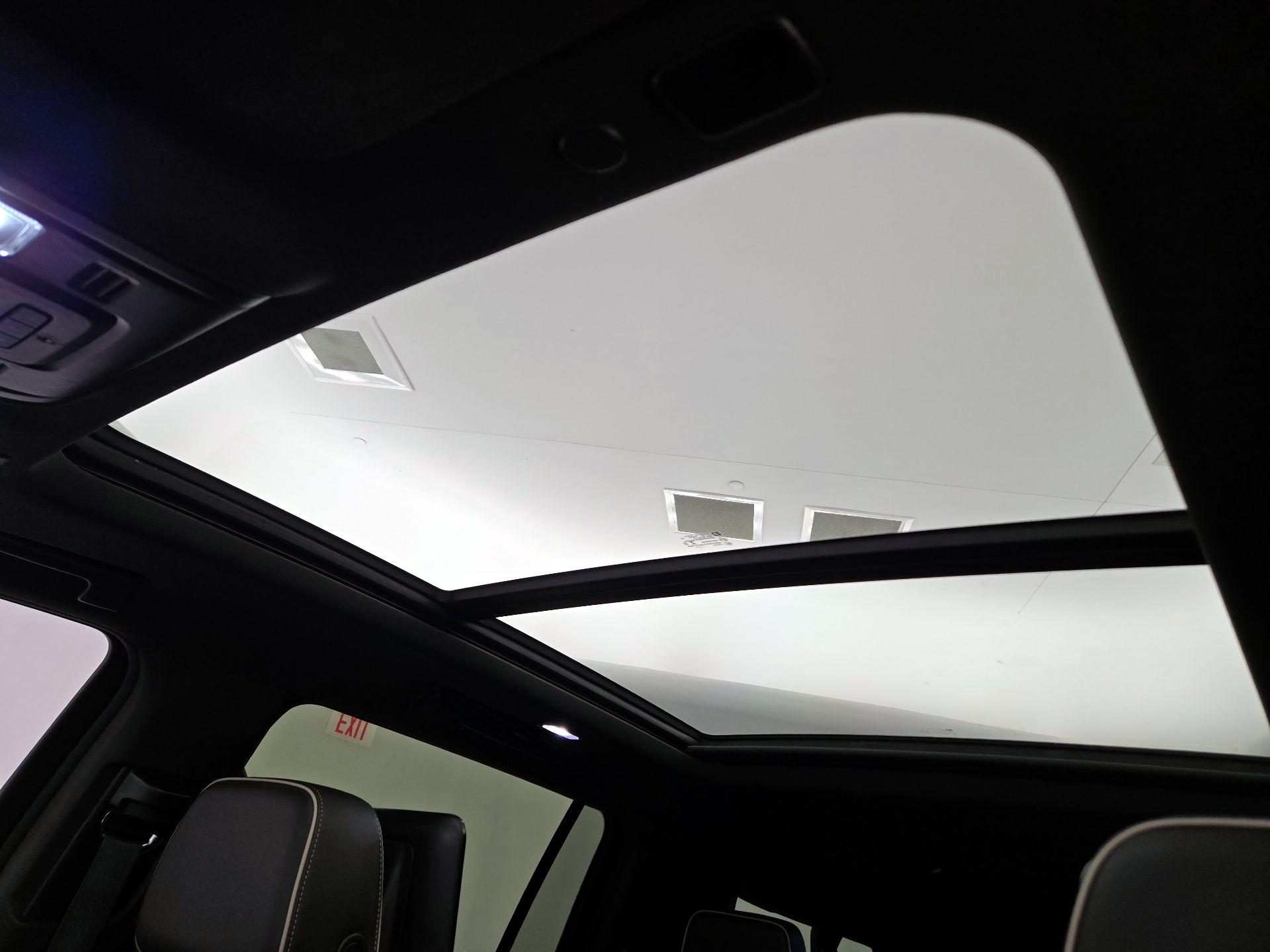 Thumbnail: 2021 Chevrolet Suburban - 19