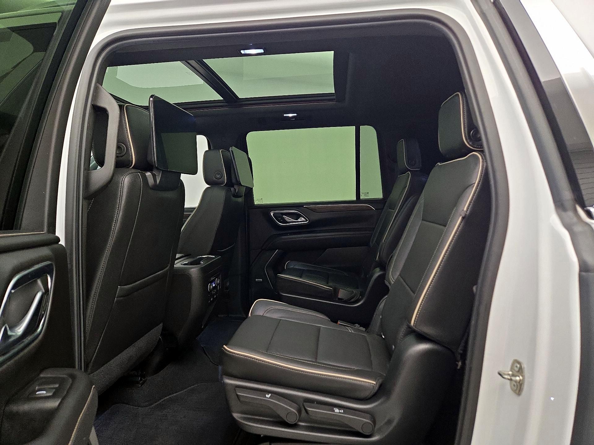 Thumbnail: 2021 Chevrolet Suburban - 20