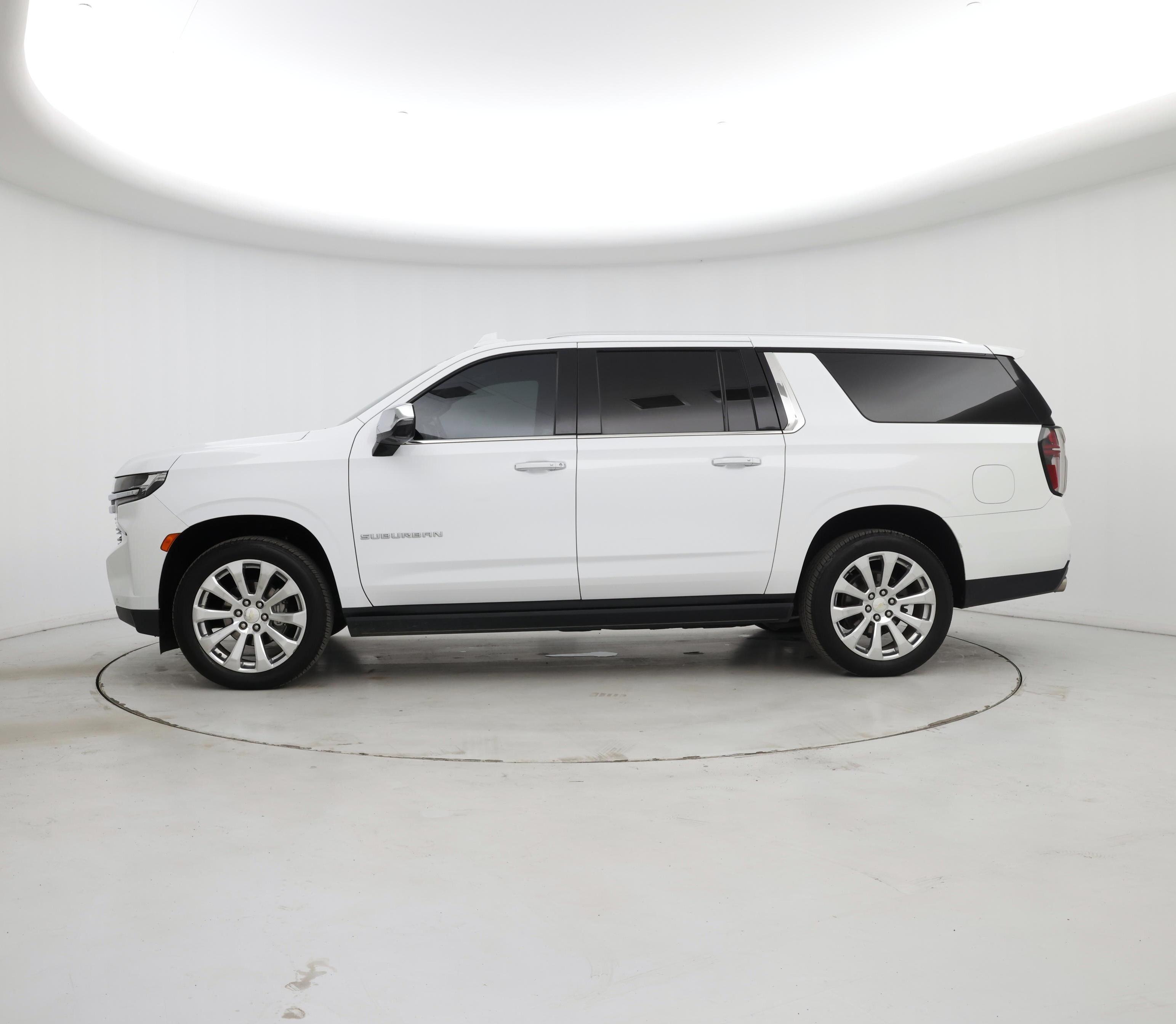 Thumbnail: 2021 Chevrolet Suburban - 3