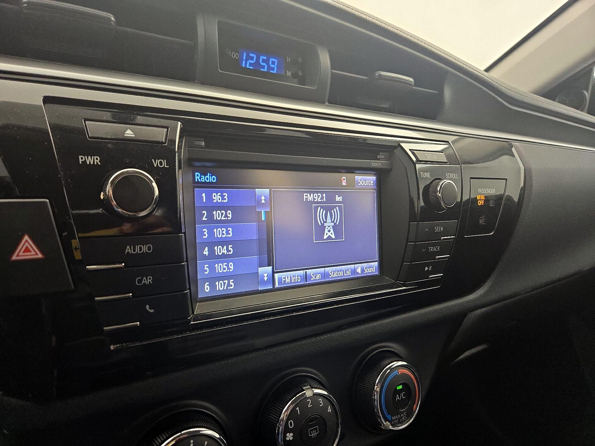 Thumbnail: 2016 Toyota Corolla - 14