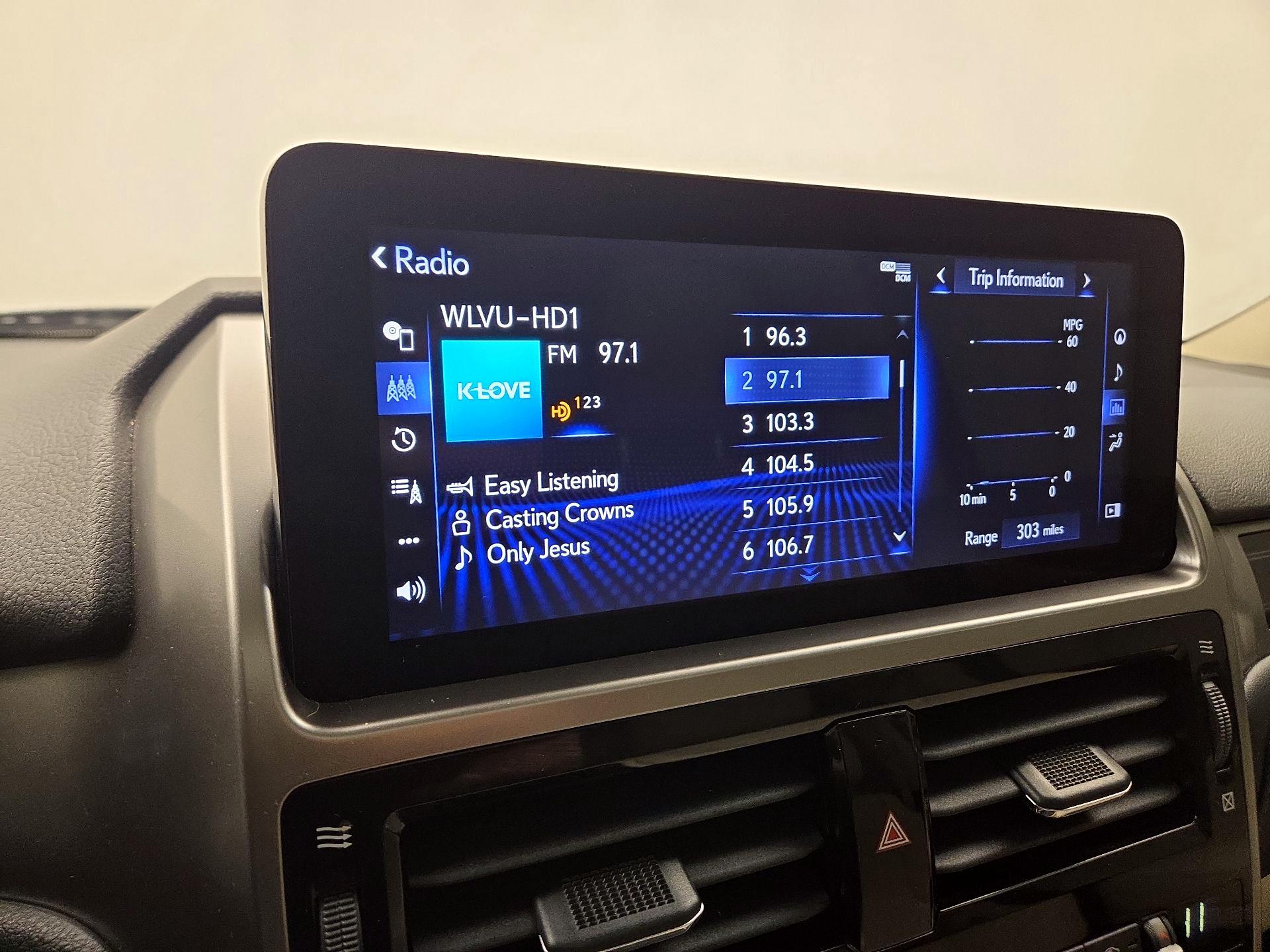 Thumbnail: 2022 Lexus GX - 16