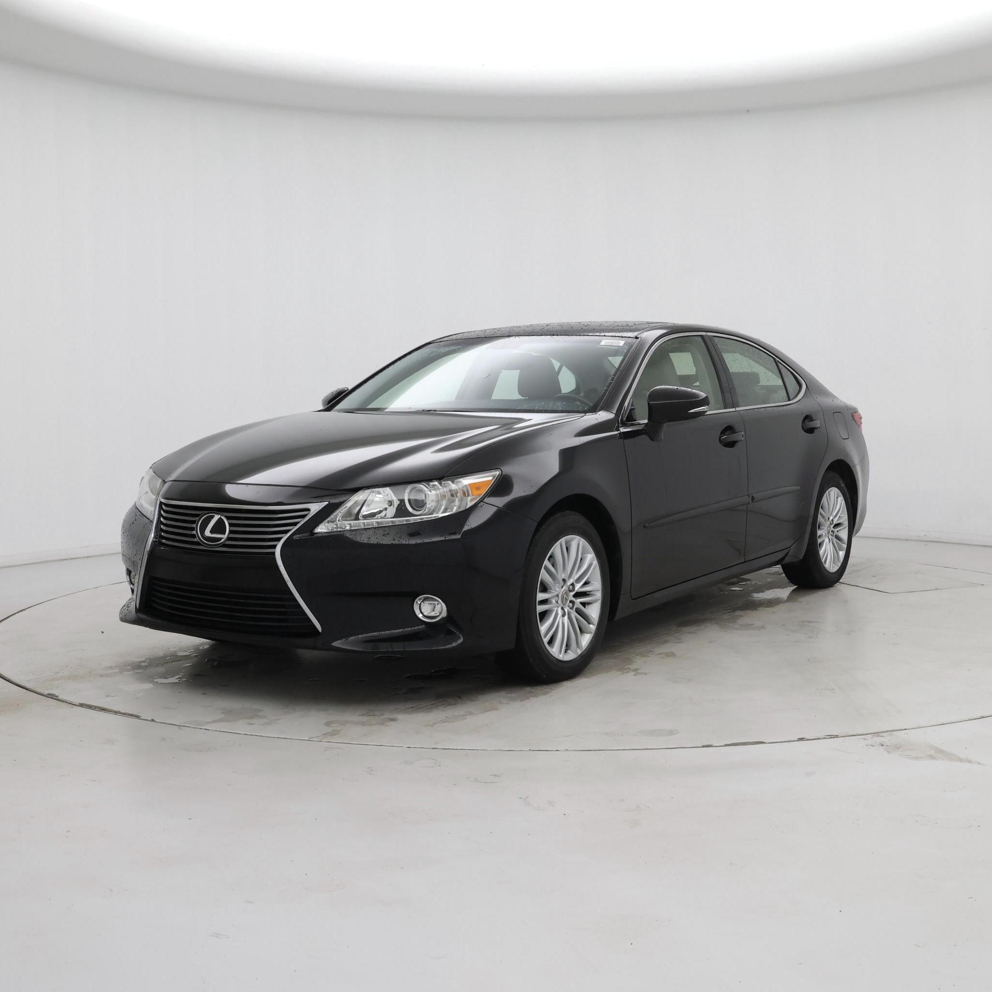 Thumbnail: 2015 Lexus ES - 4