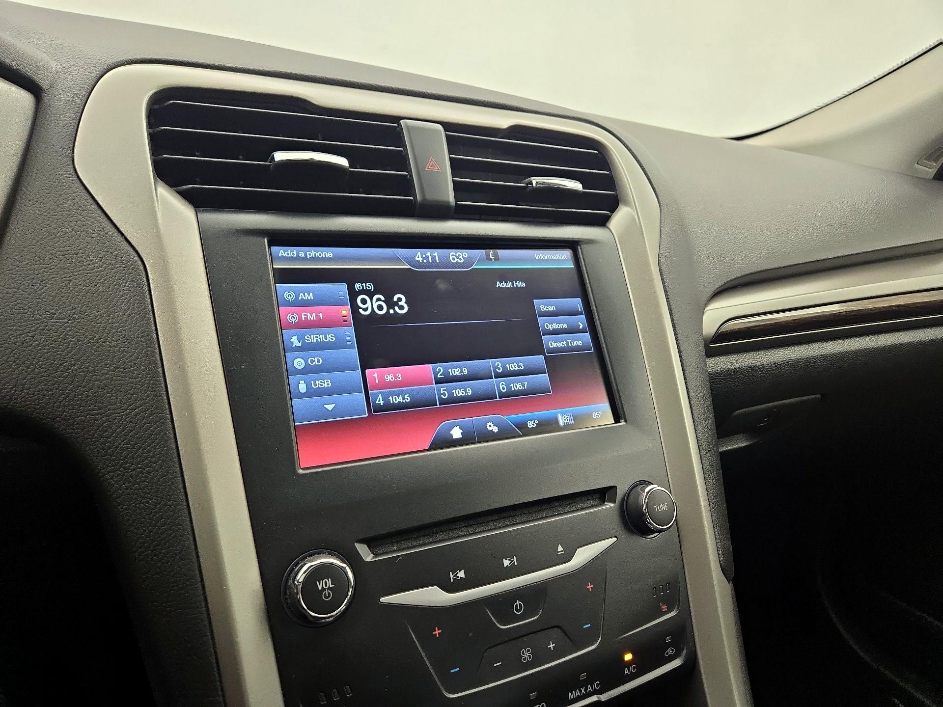 Thumbnail: 2014 Ford Fusion - 15