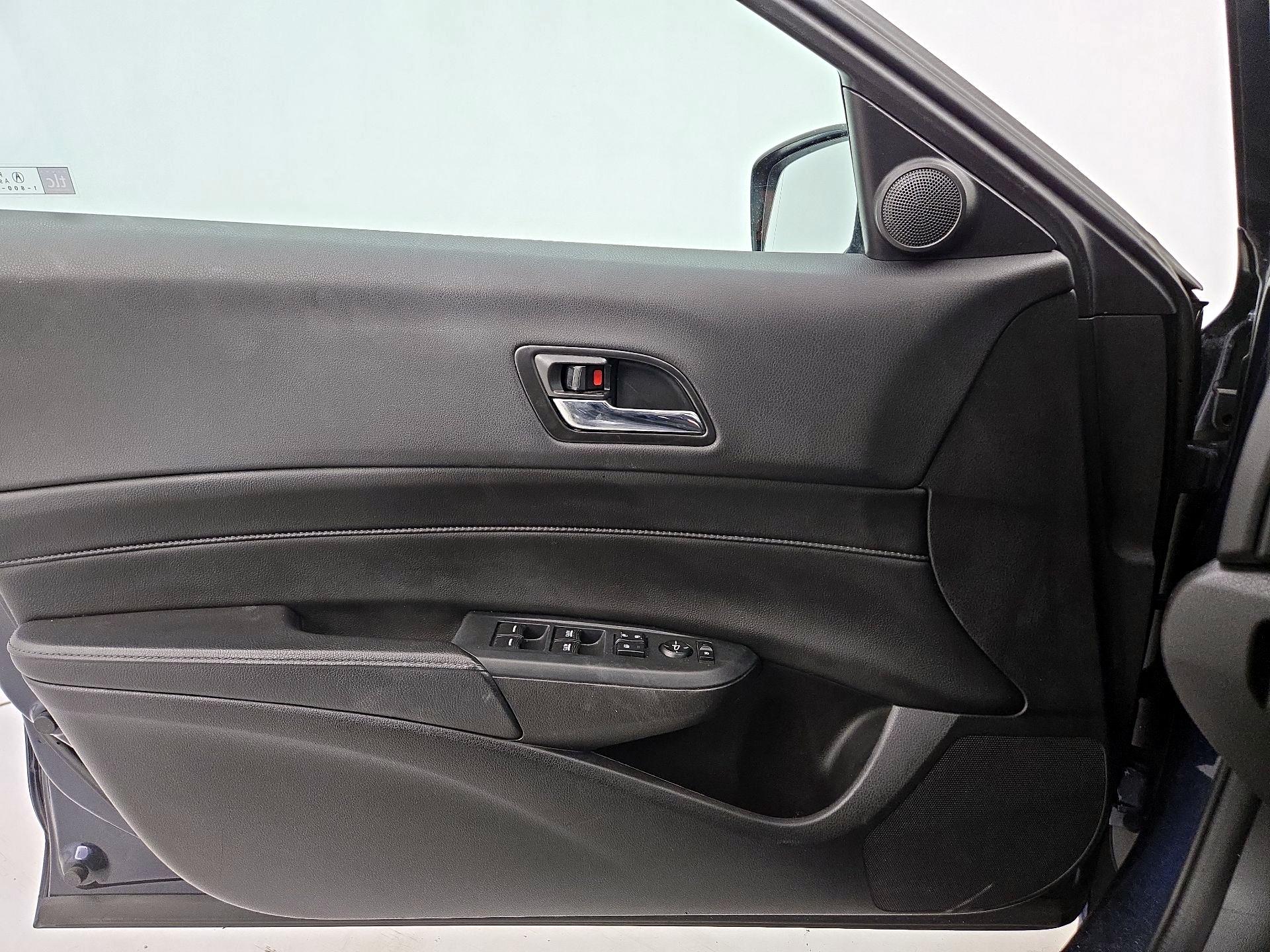 Thumbnail: 2015 Acura ILX - 12