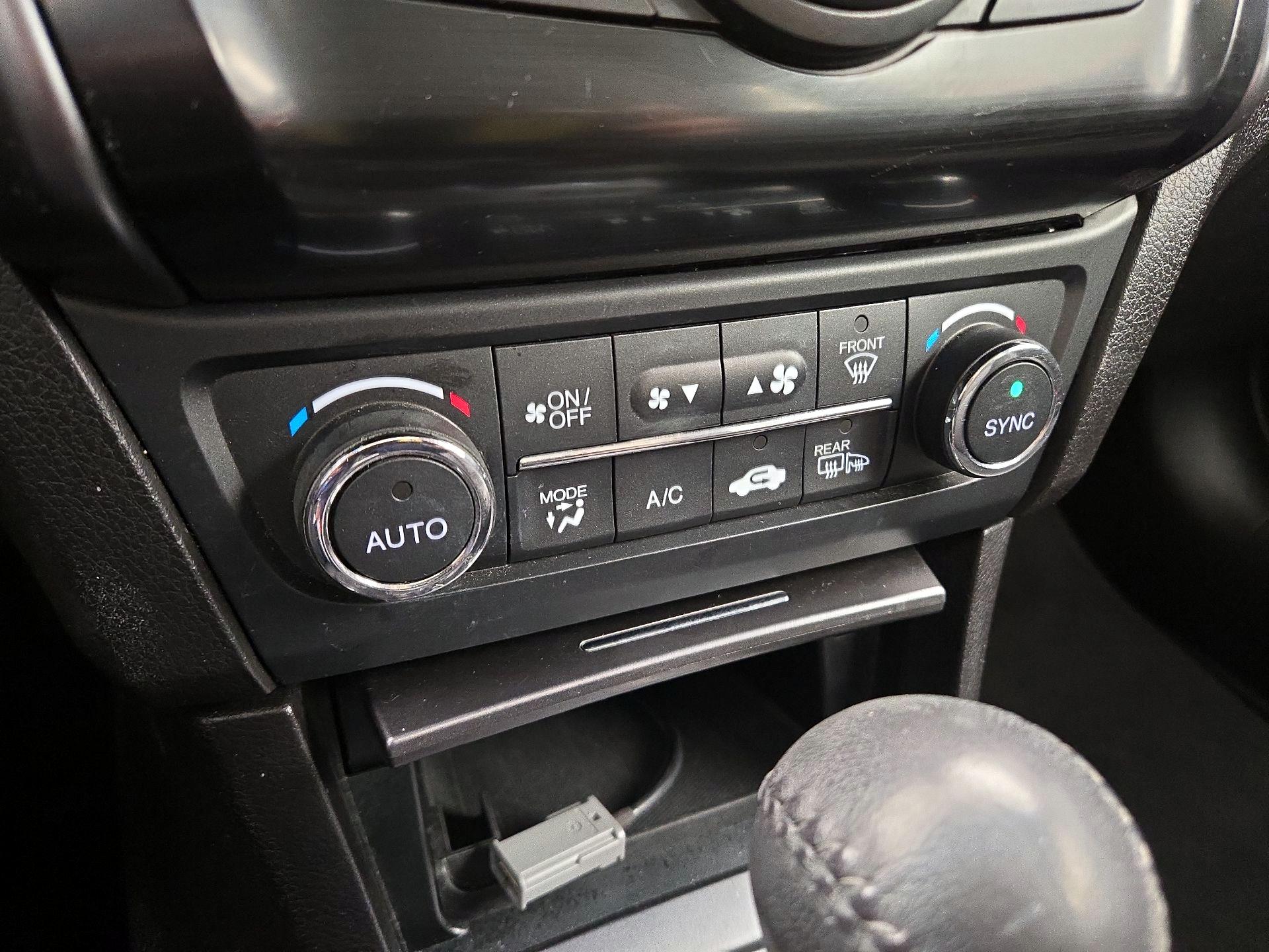 Thumbnail: 2015 Acura ILX - 16