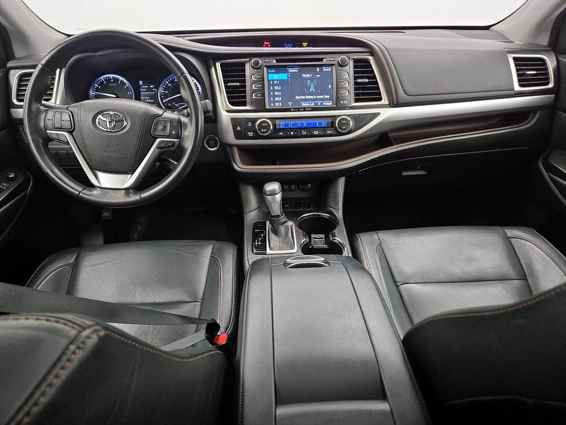 Thumbnail: 2017 Toyota Highlander - 9