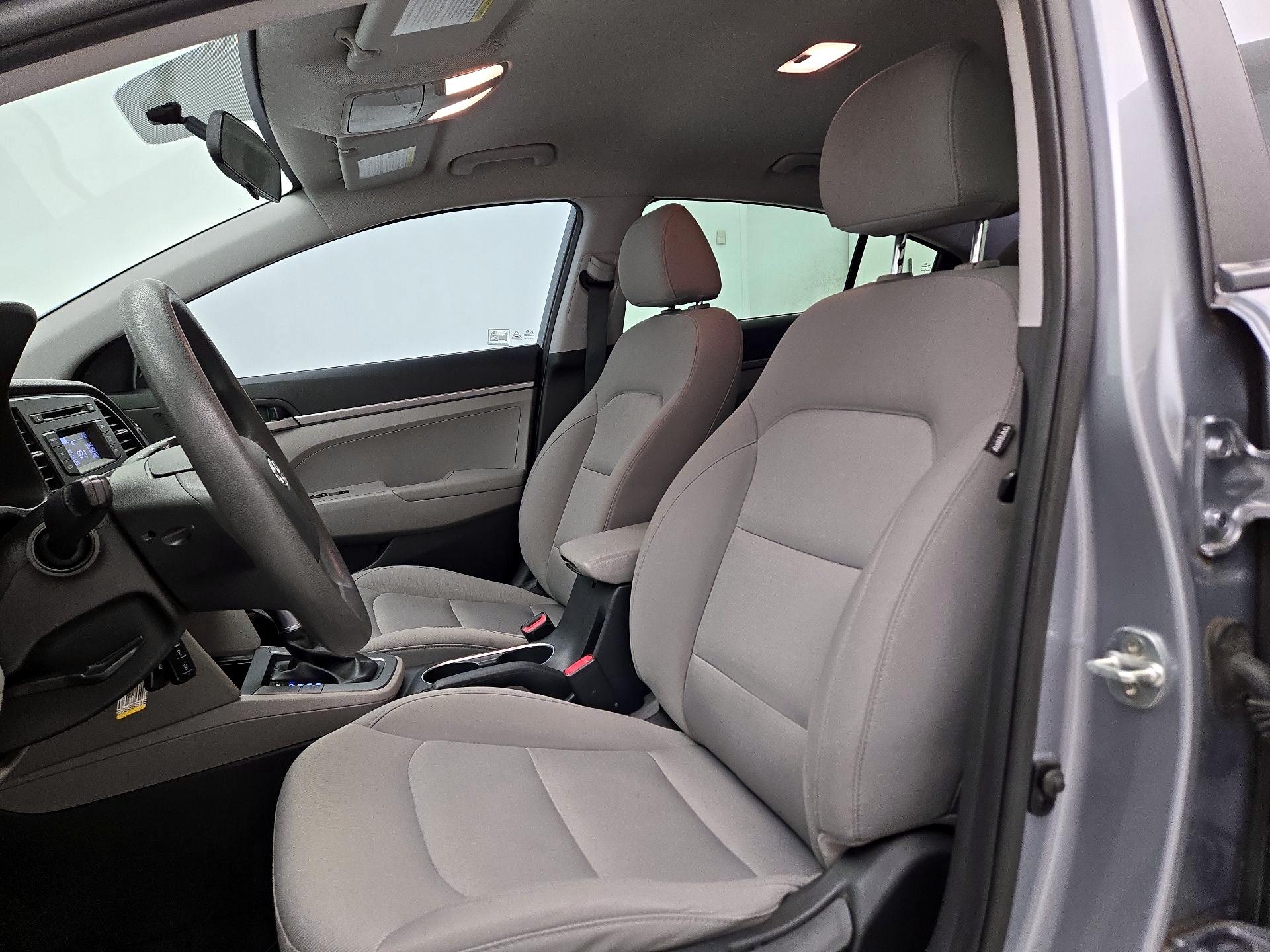 Thumbnail: 2017 Hyundai Elantra - 11