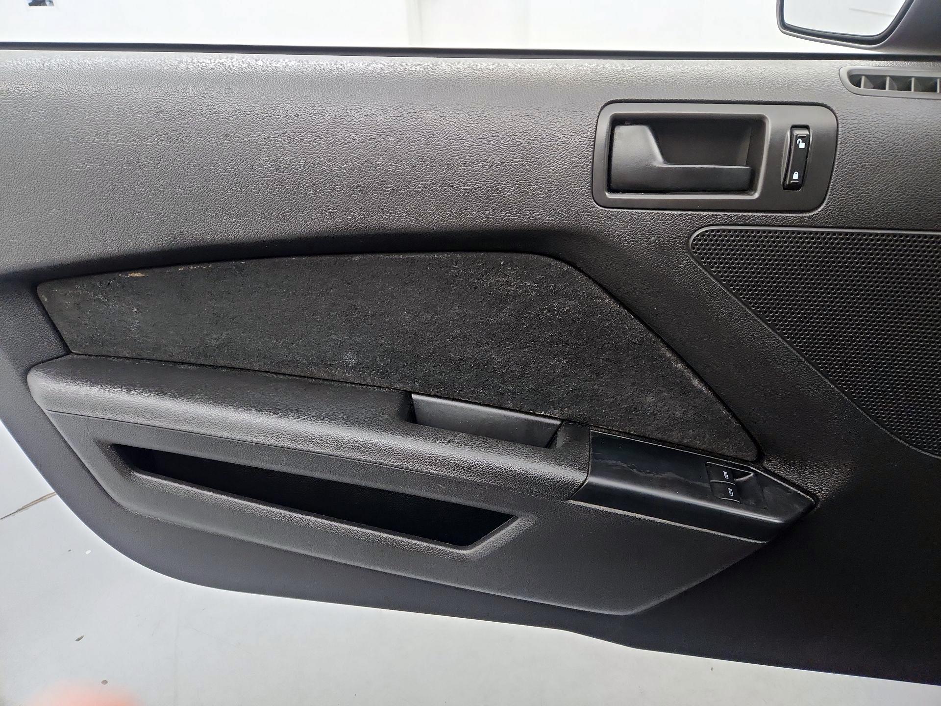 Thumbnail: 2014 Ford Mustang - 12